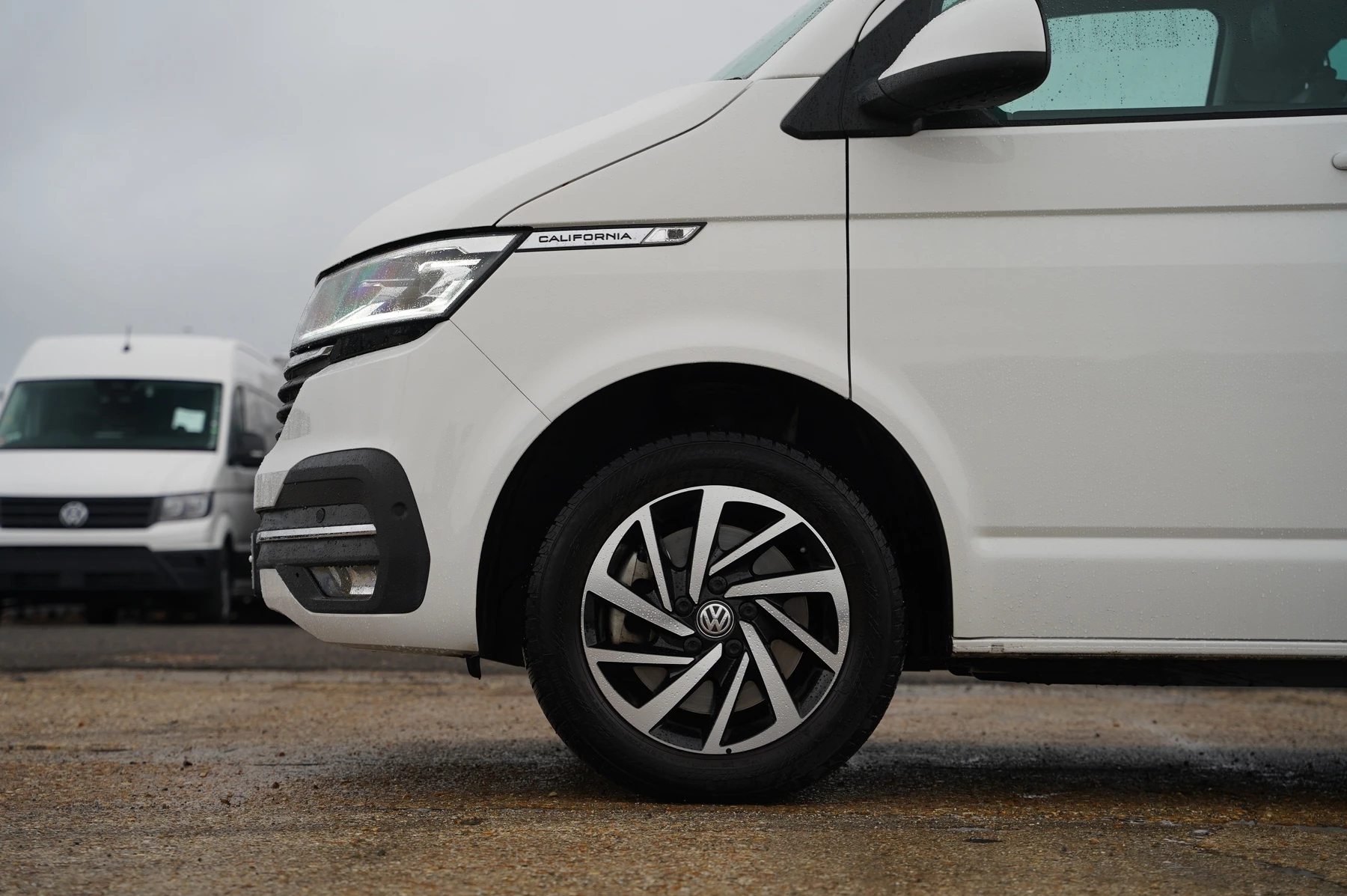 Volkswagen-California-image-4