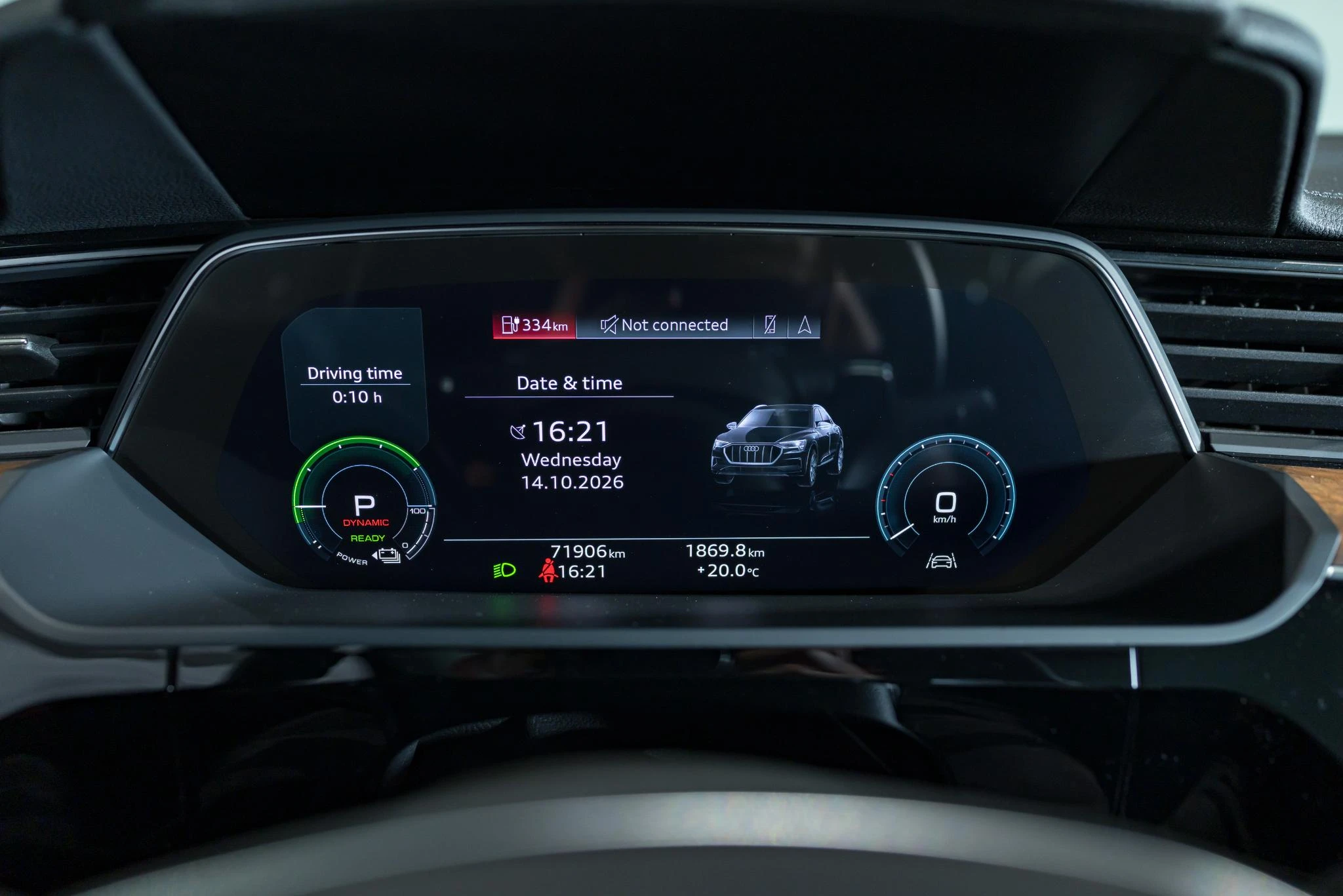 Audi-e-tron-image-30