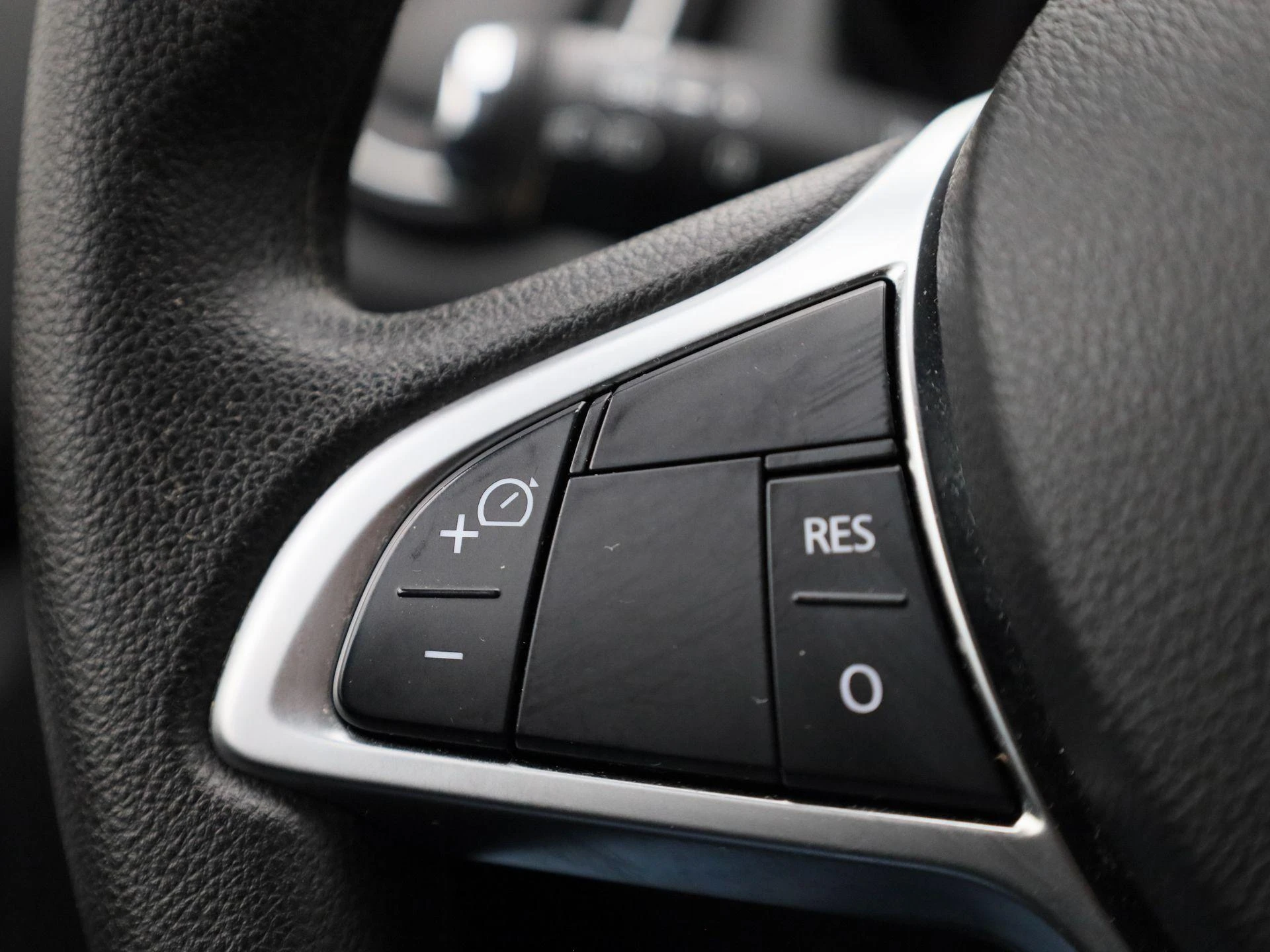 Dacia Spring - 18