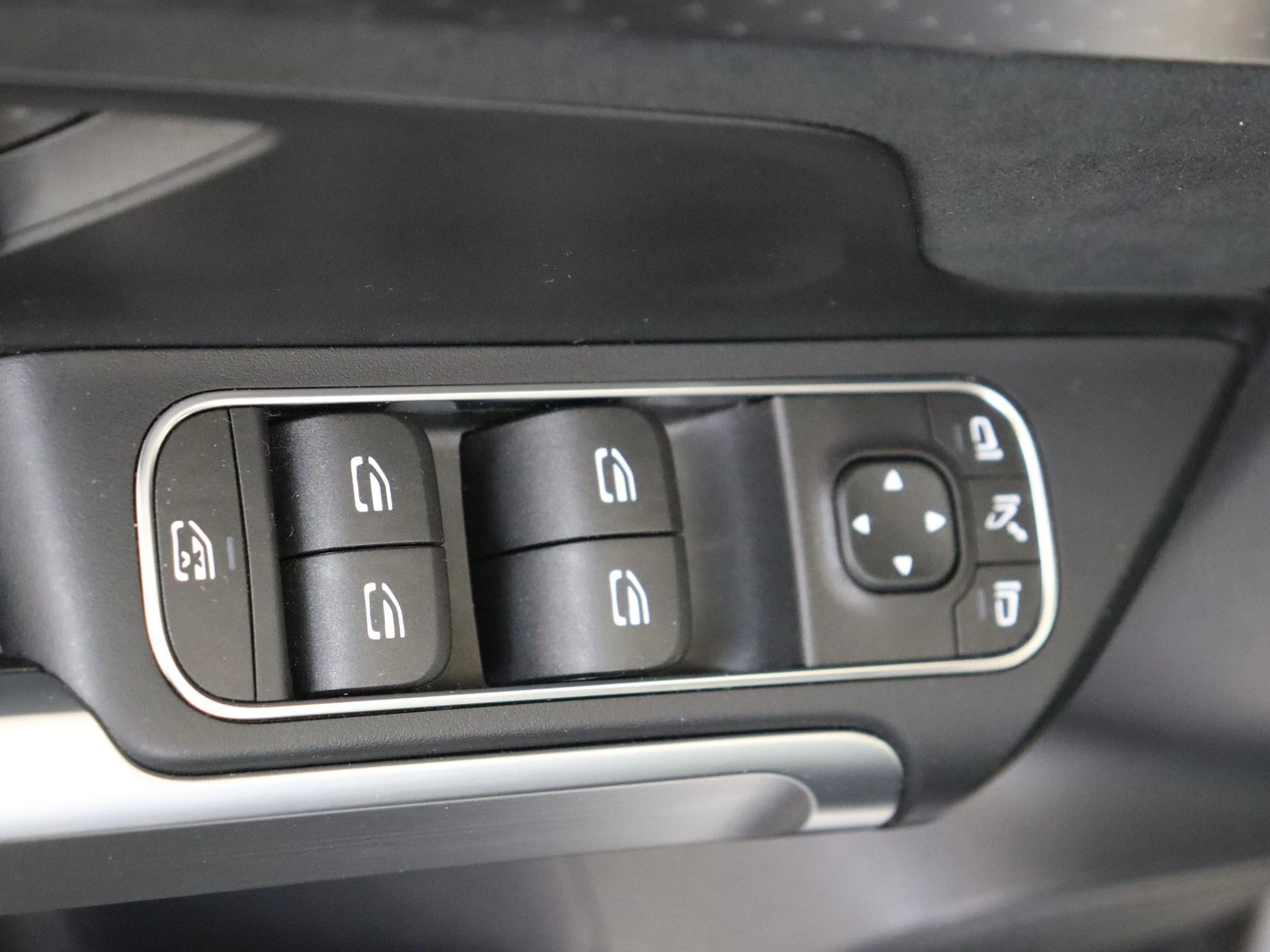 Mercedes-Benz EQB 250+ Business Solution AMG 71 kWh
