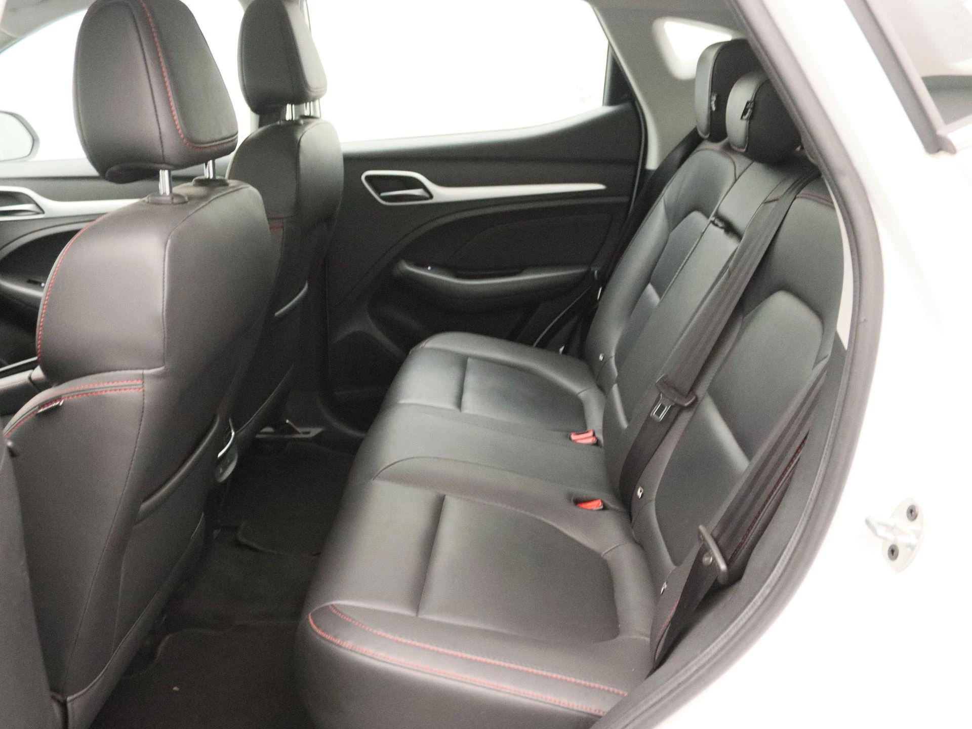 MG-ZS EV-image-11