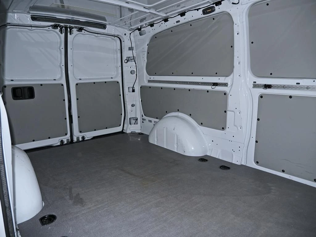 Mercedes-Benz-Vito 116-image-13