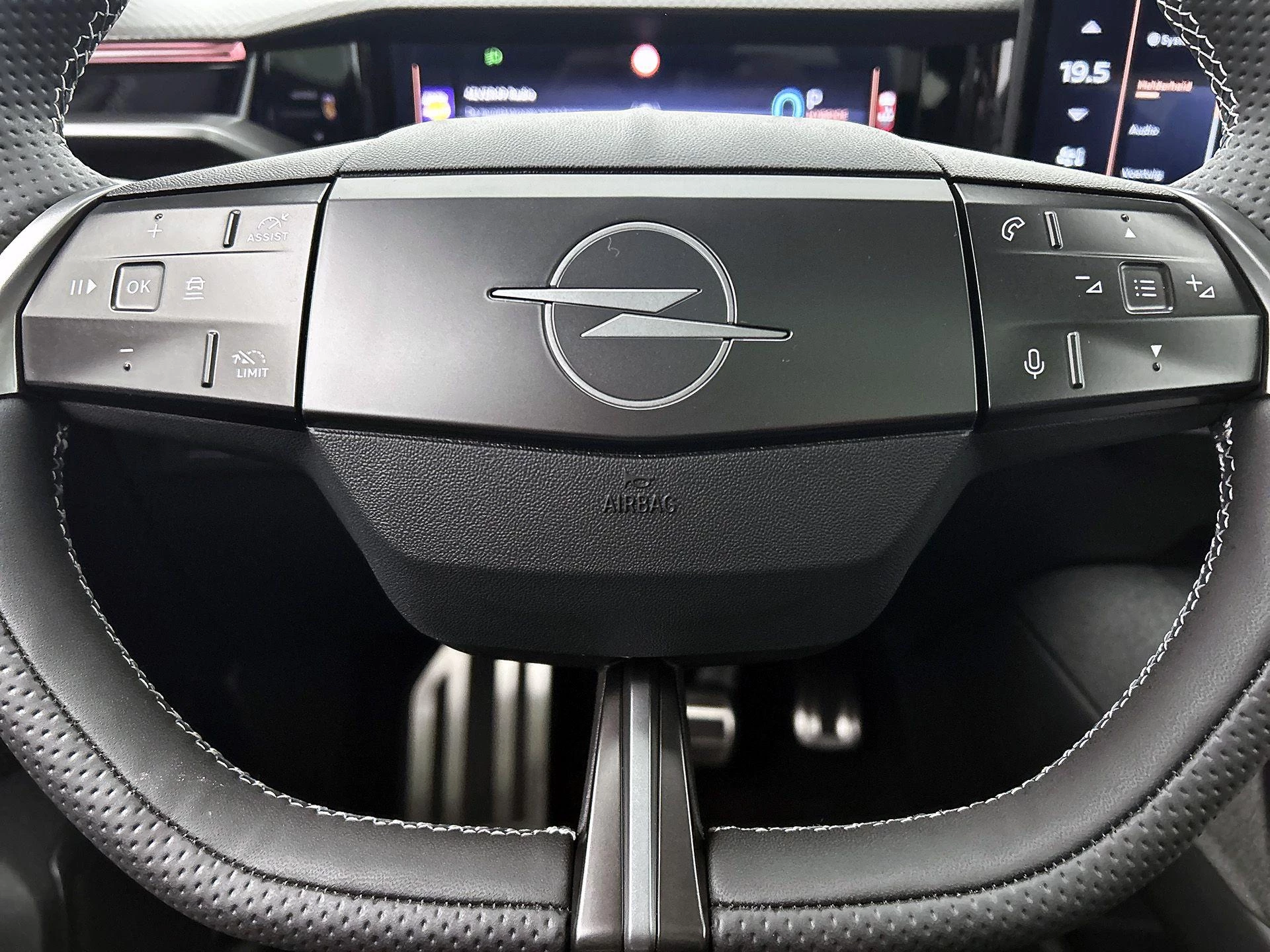 Opel-Grandland-image-42
