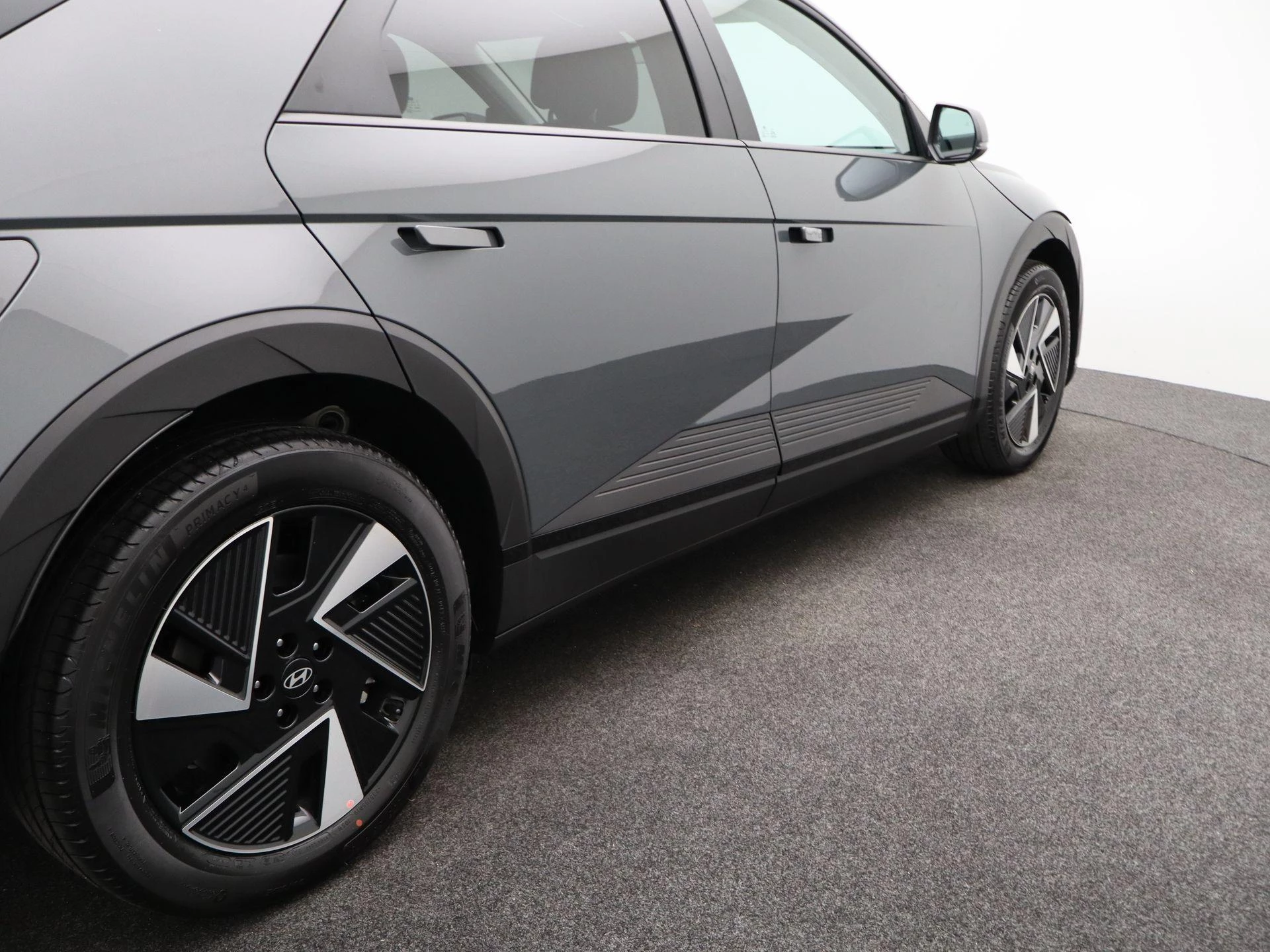 Hyundai-IONIQ 5-image-43