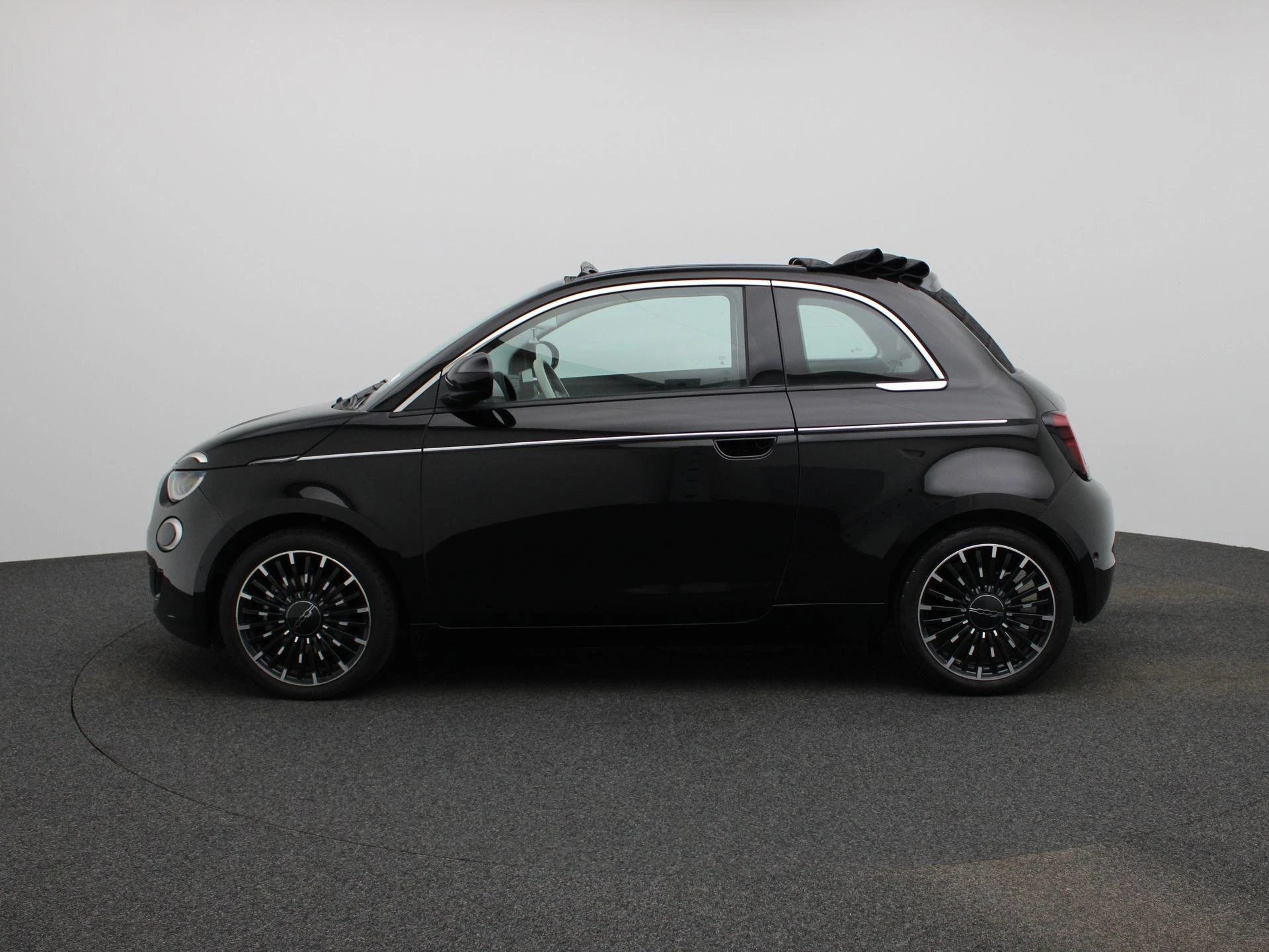 Fiat-500e-image-3