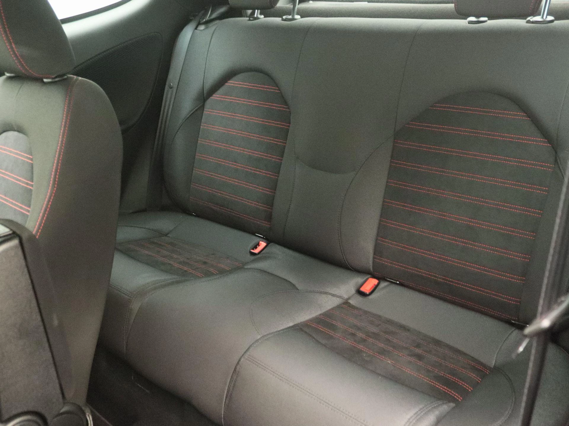 Alfa Romeo-MiTo-image-13