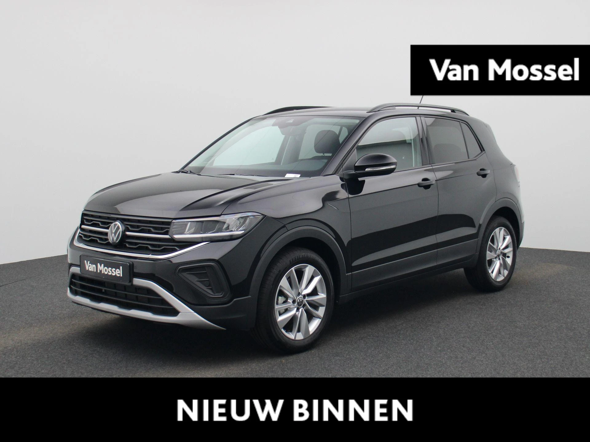 Volkswagen-T-Cross-image-0