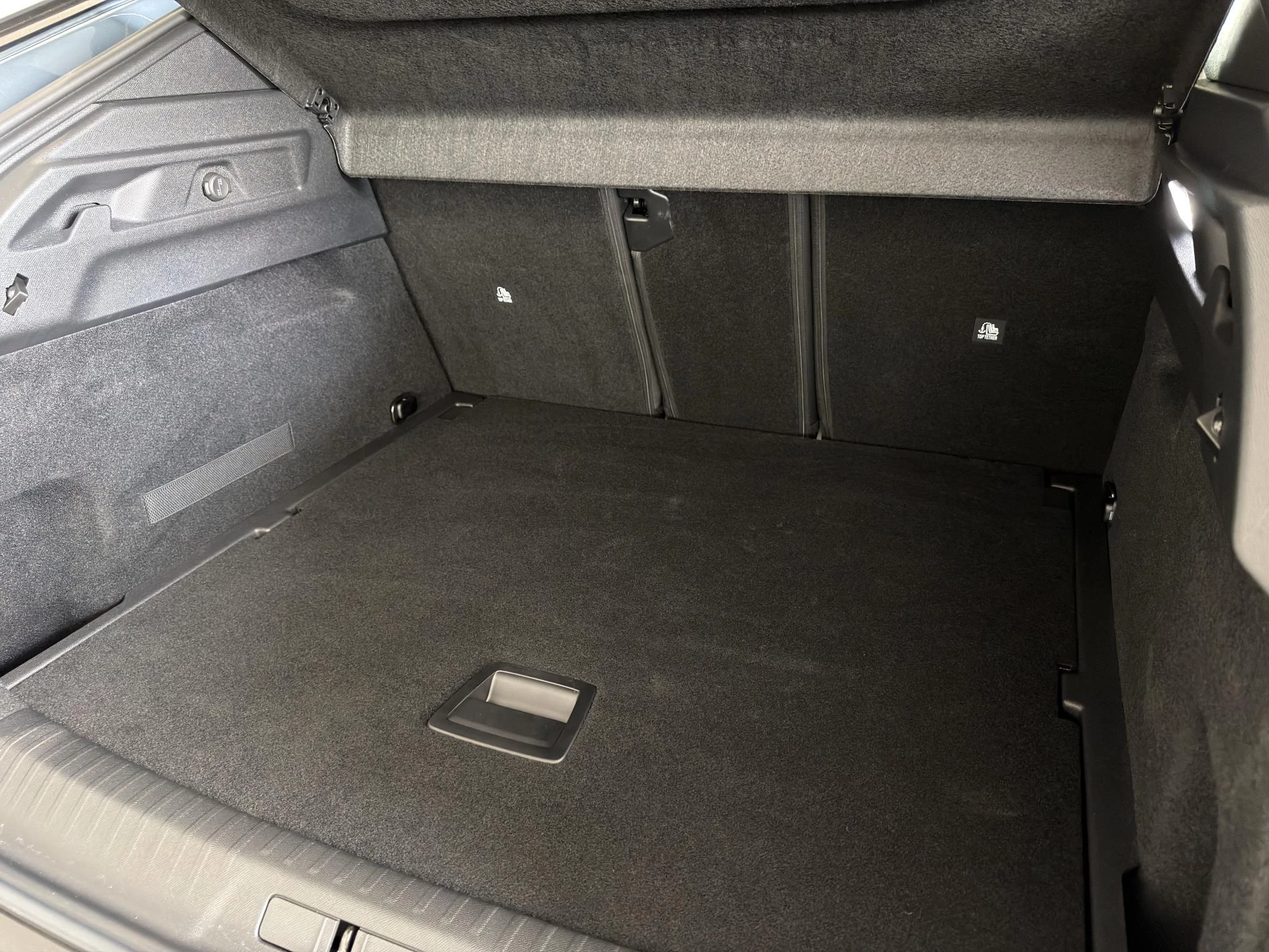Peugeot 3008 1.6 plug-in Hybrid 195 Allure