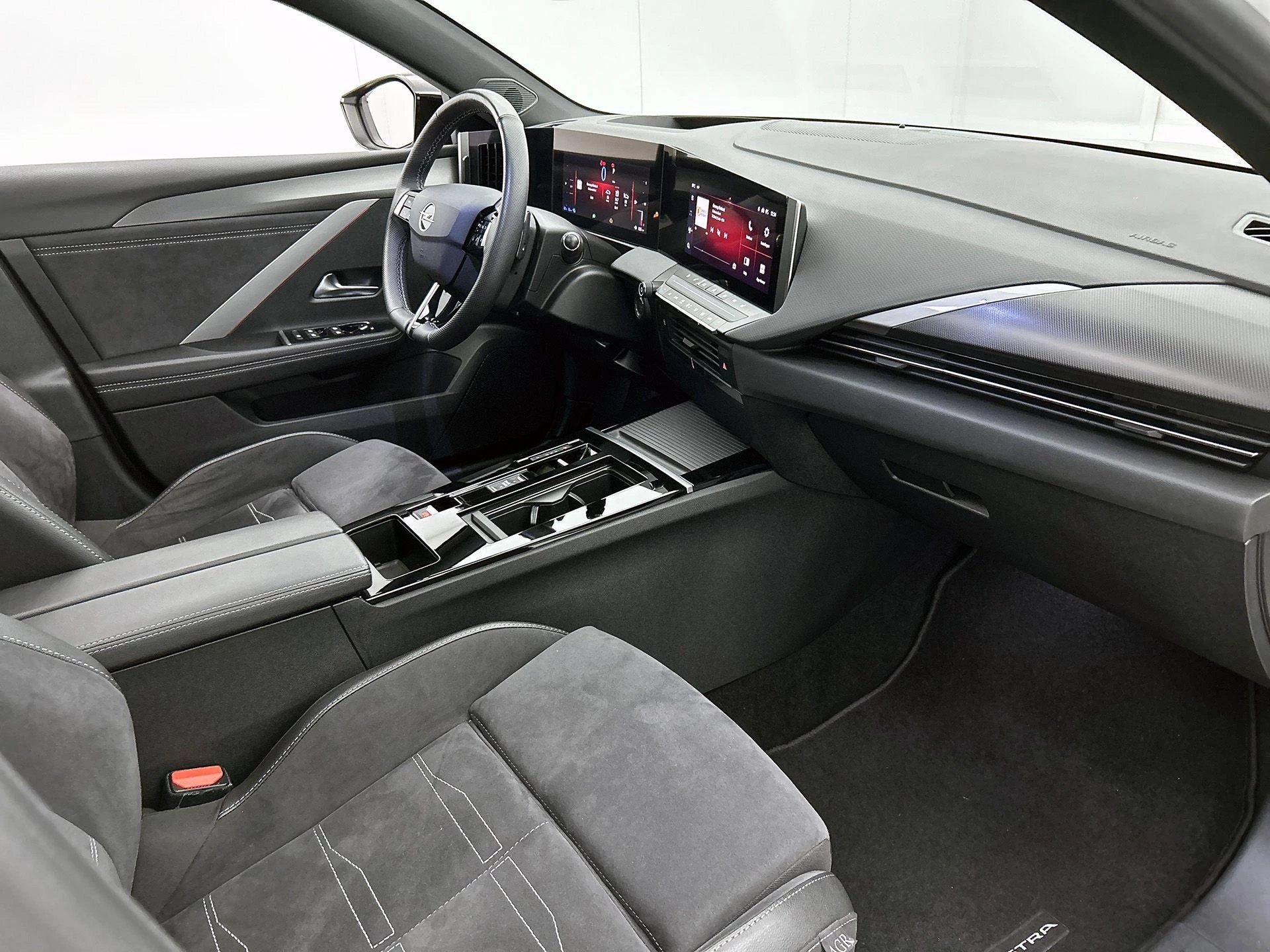 Opel Astra 1.6T GS Line Hybrid