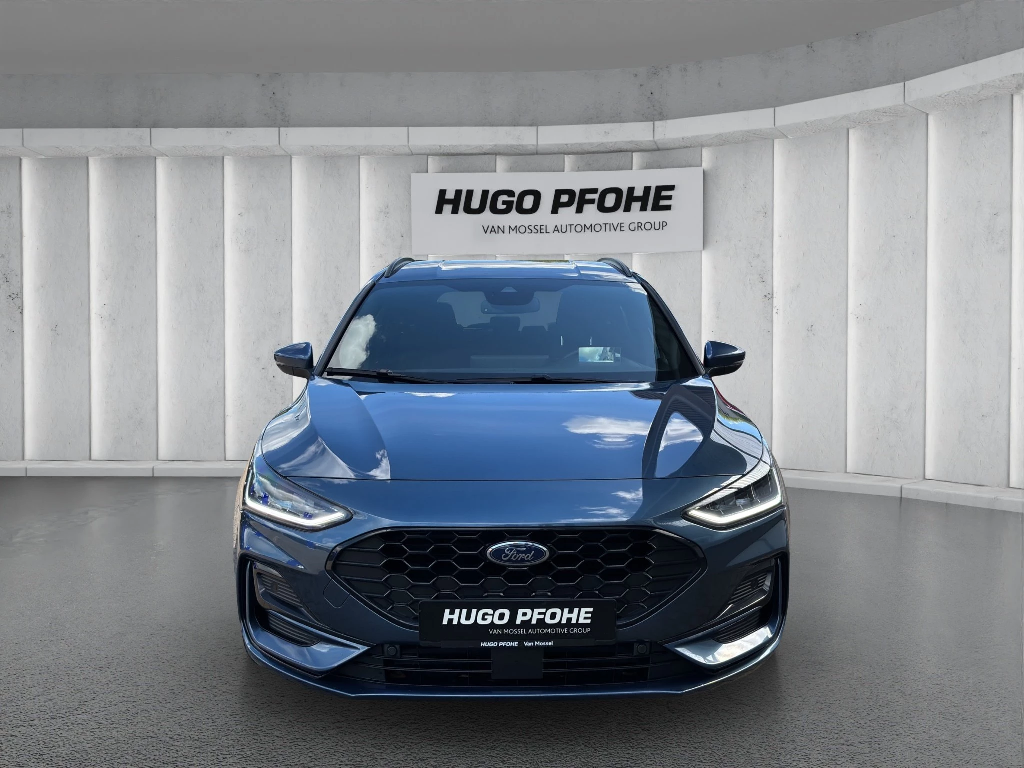 Ford Focus ST-Line X Turnier Aut.*AHK*ACC*HUD*KAM*NAVI*WINTER-PKT.