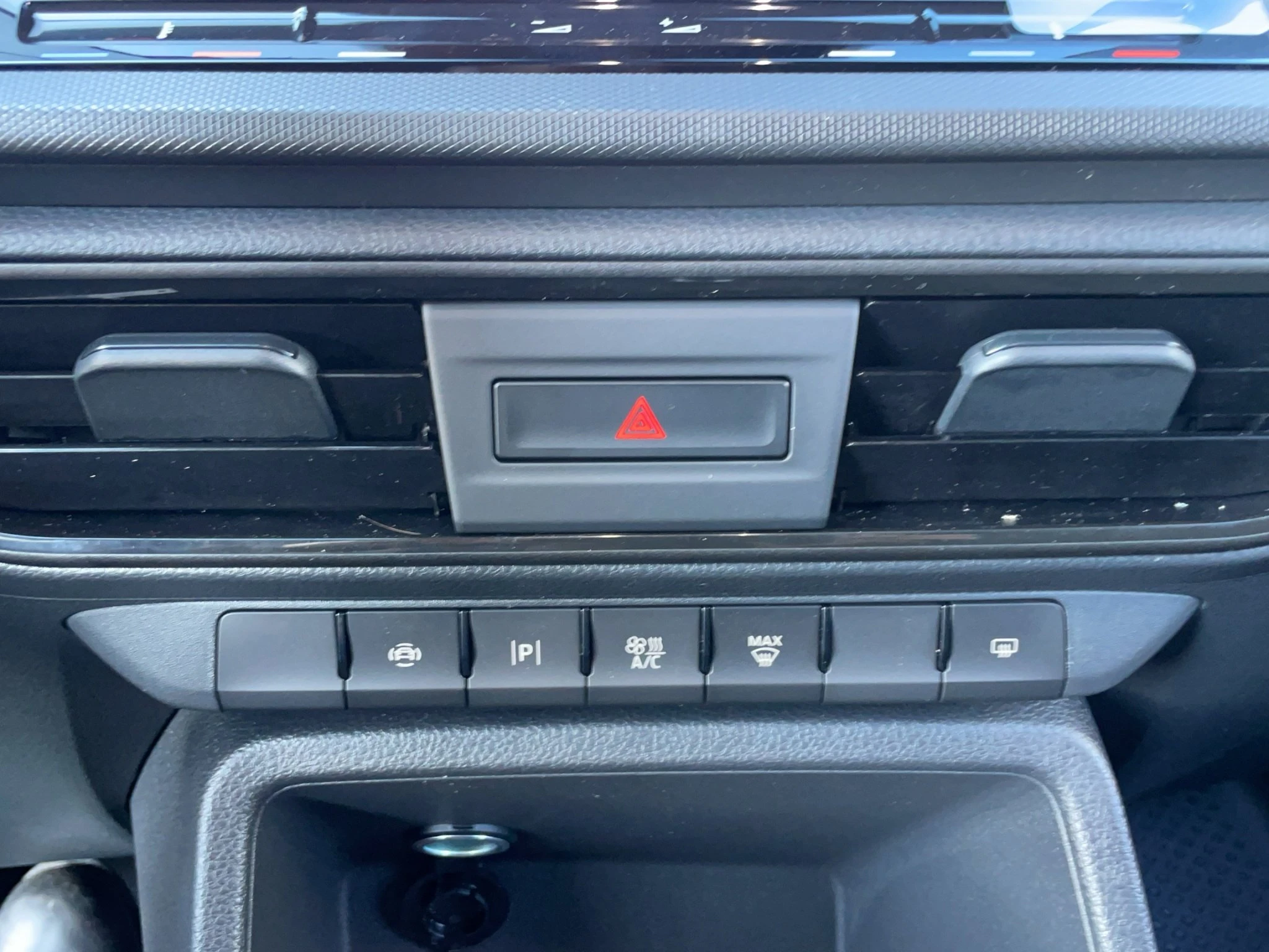 Ford-Transit Connect-image-16