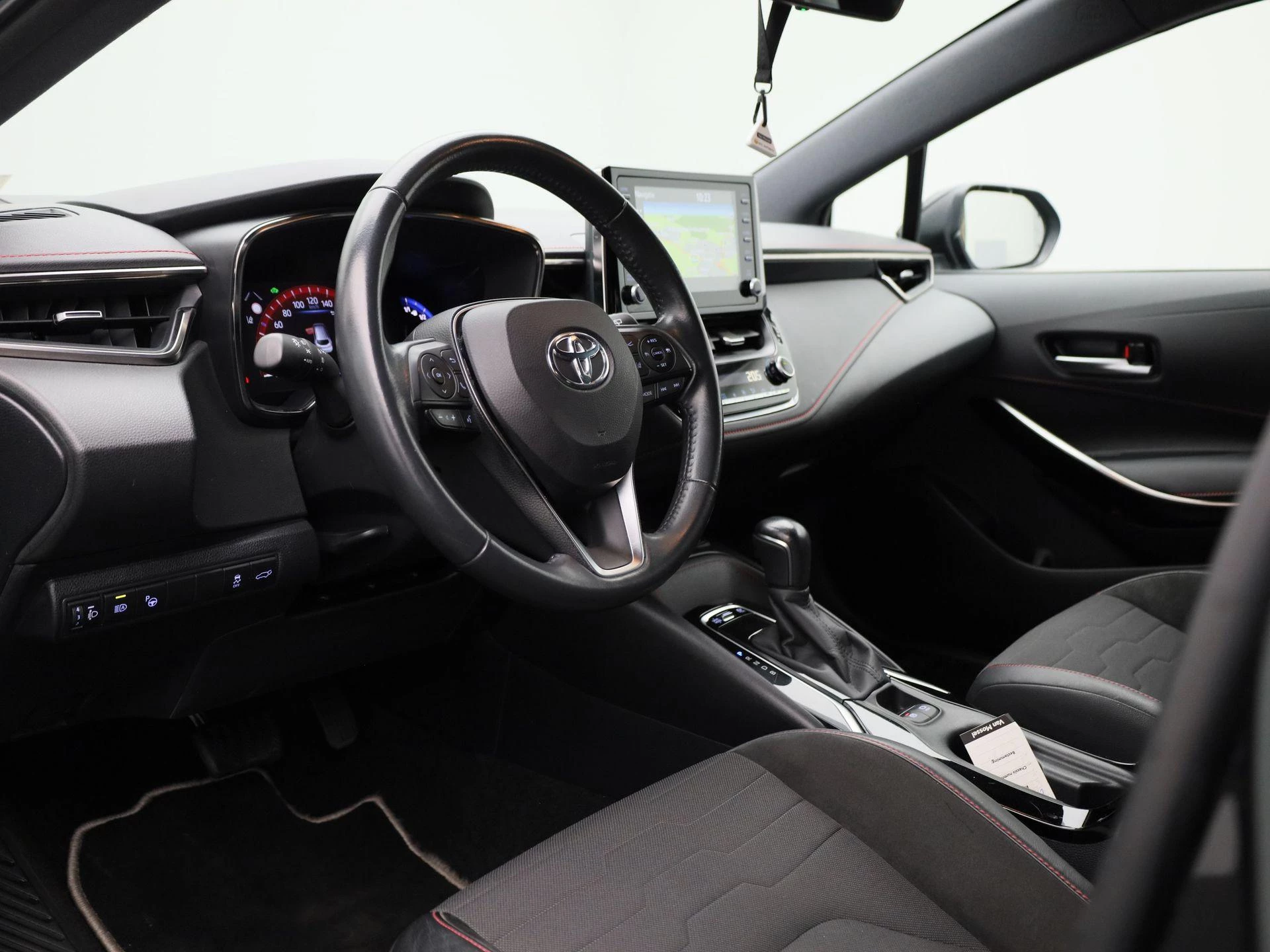 Toyota-Corolla-image-32