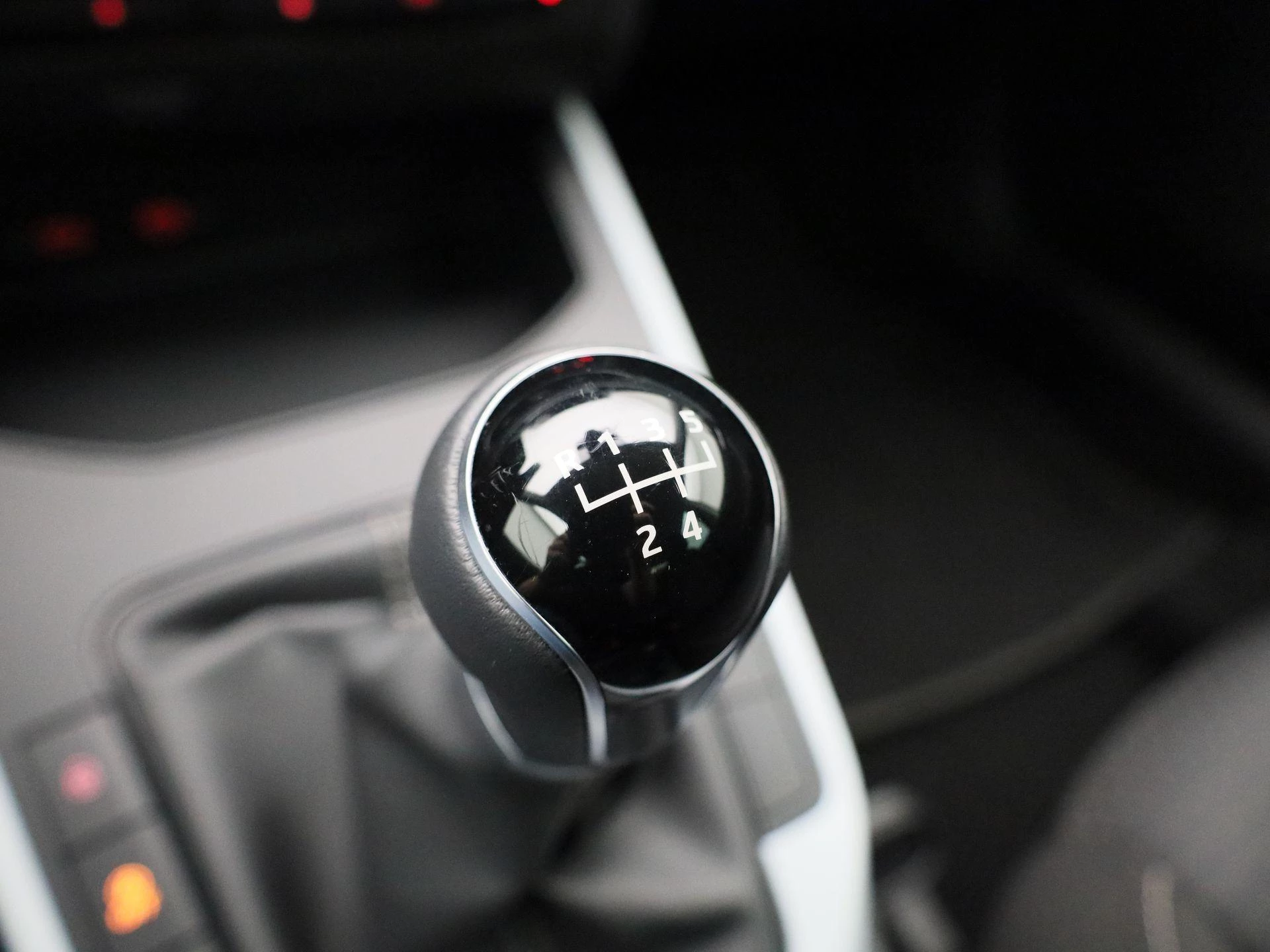SEAT-Arona-image-21