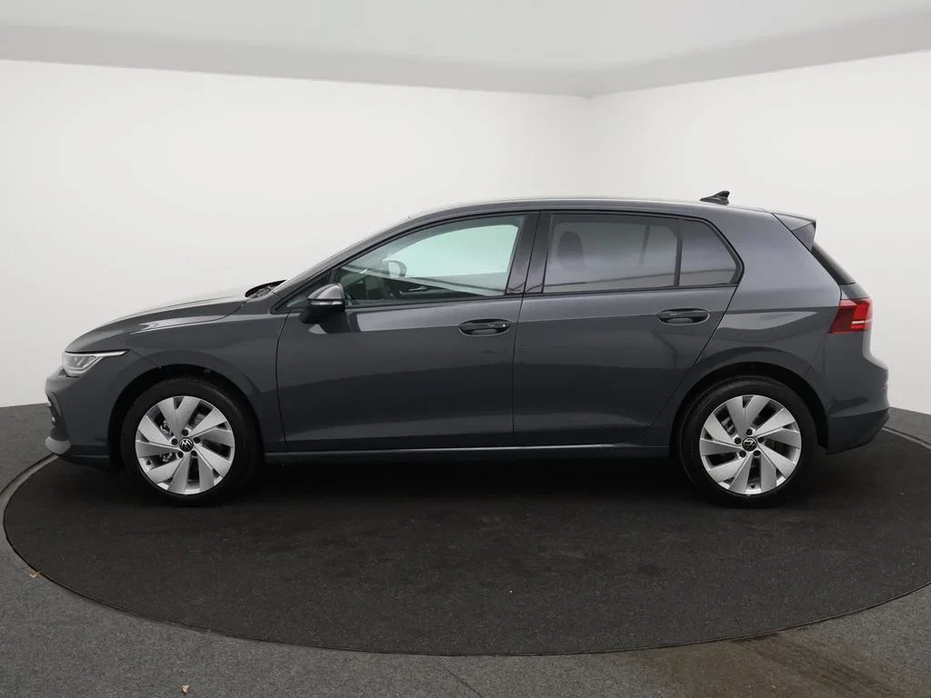 Volkswagen-Golf-image-3