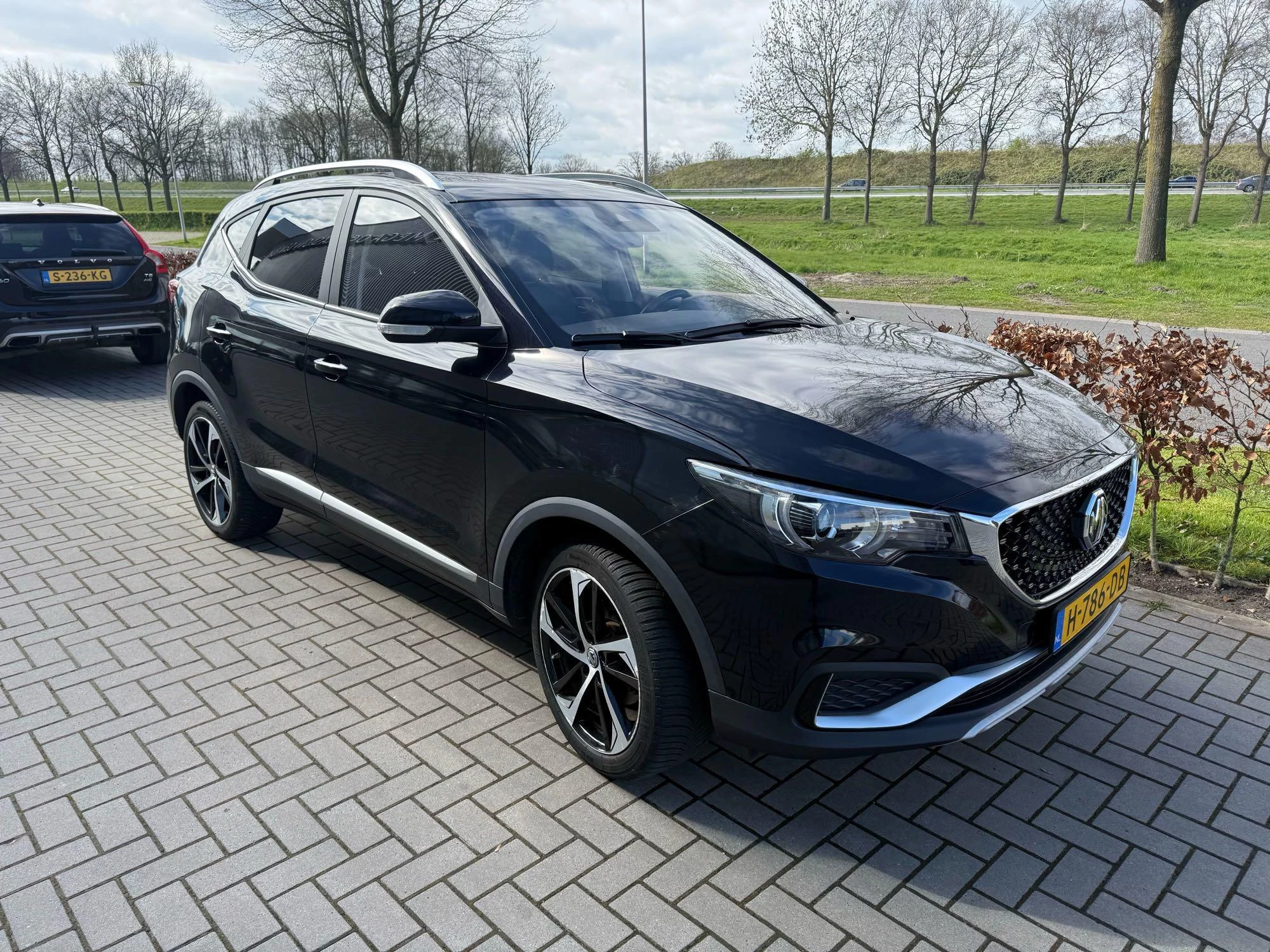 MG ZS EV MG Luxury 45 kWh