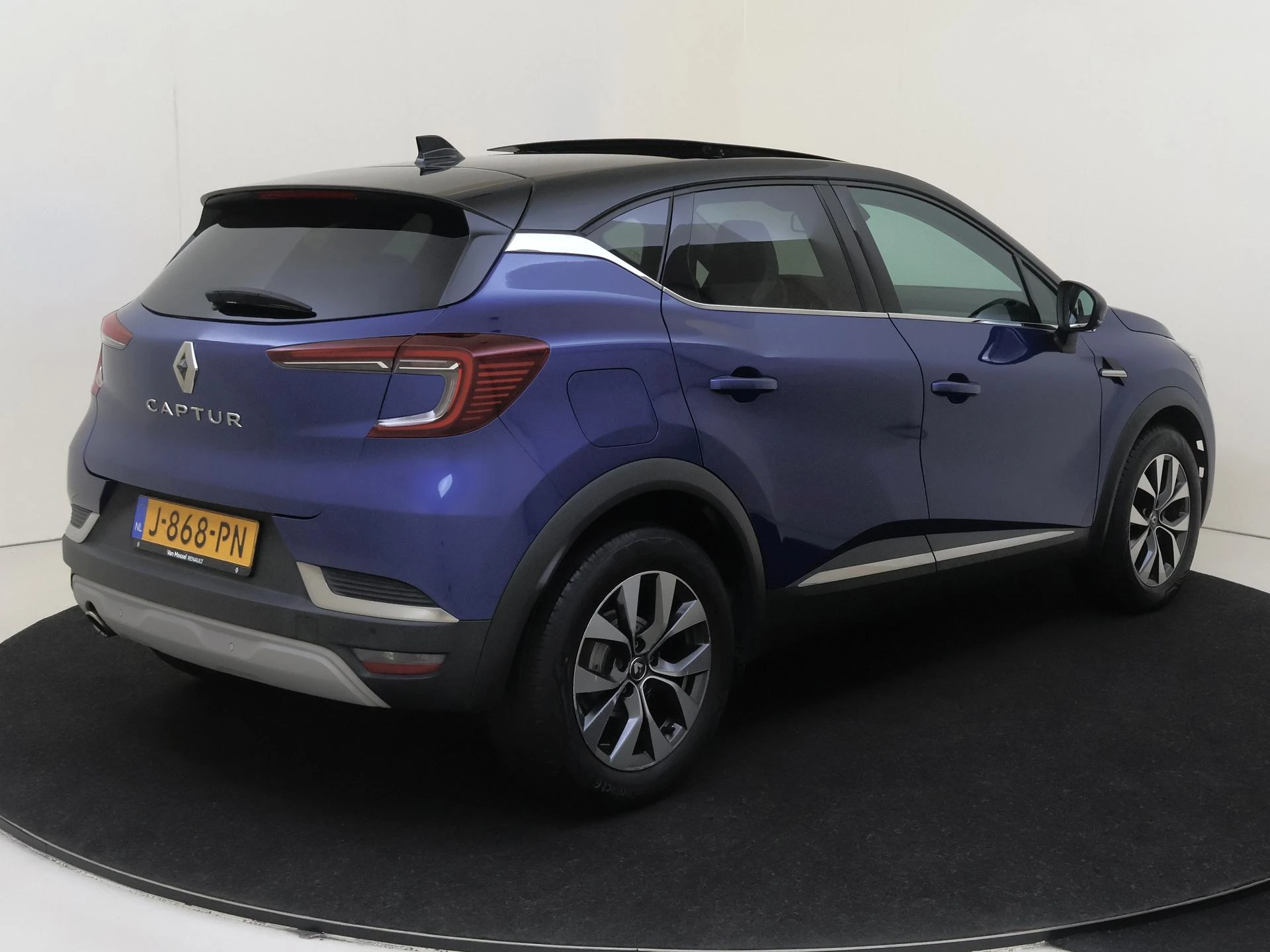 Renault-Captur-image-3