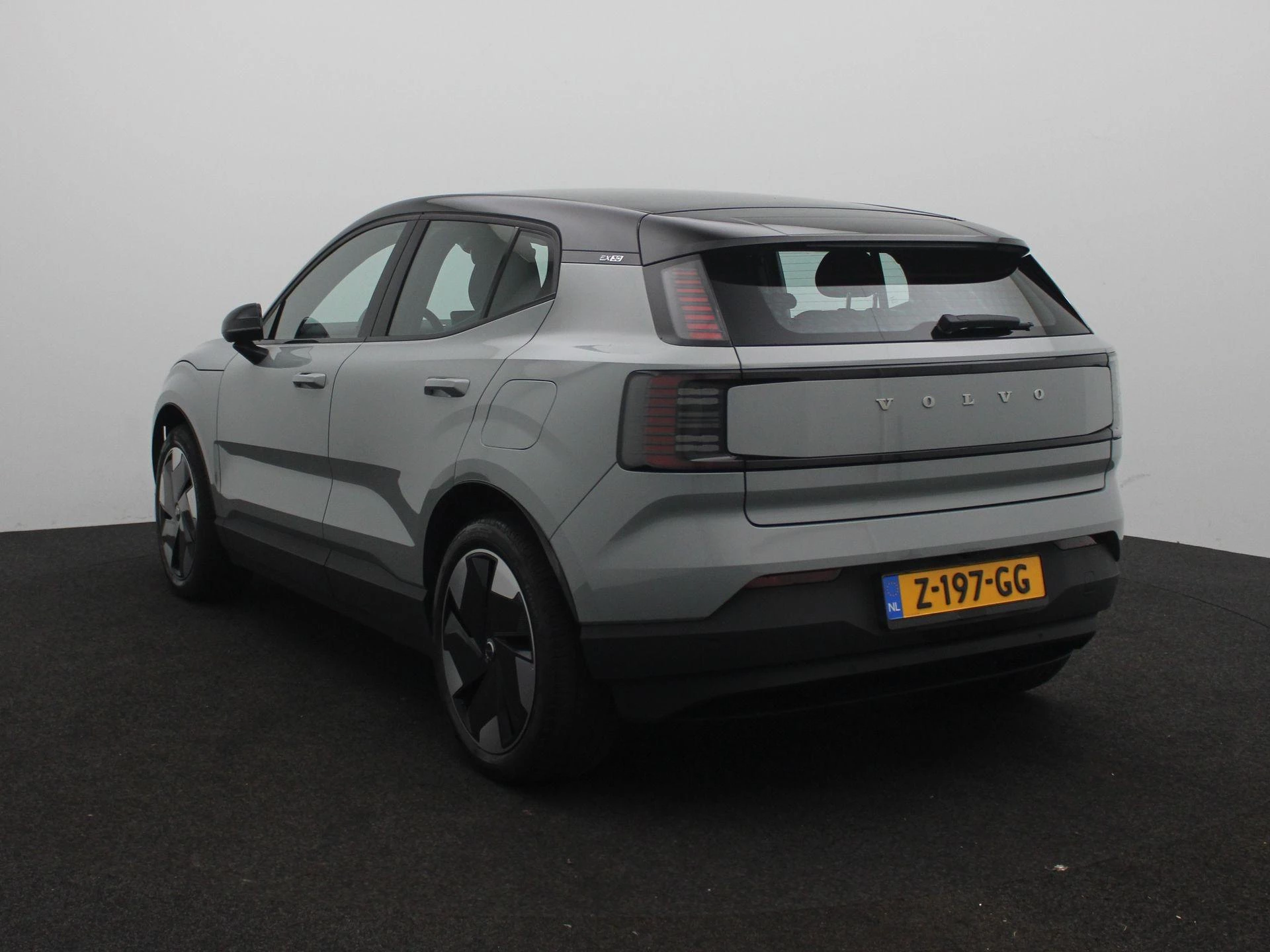 Volvo-EX30-image-1