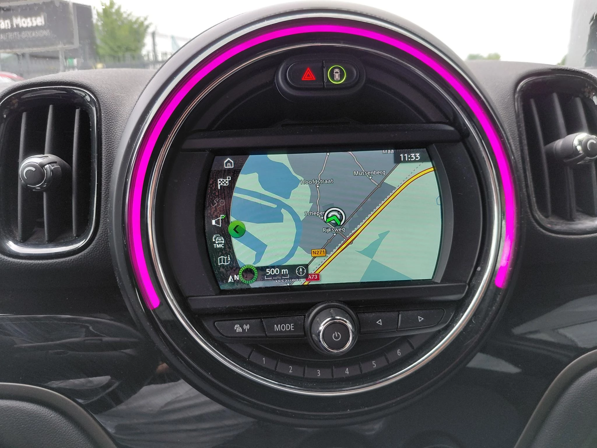 MINI-Countryman-image-18