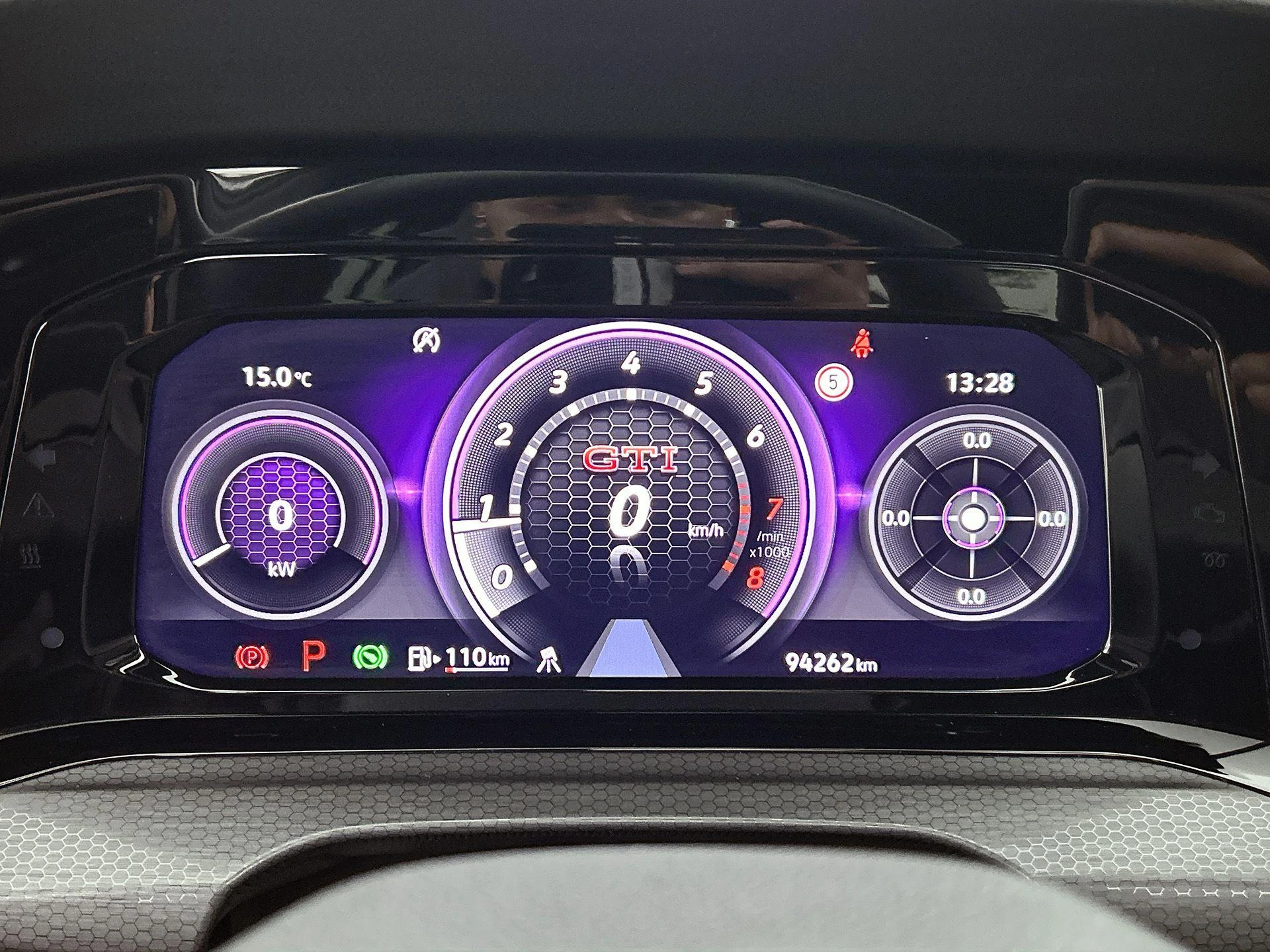 Volkswagen-Golf-image-19