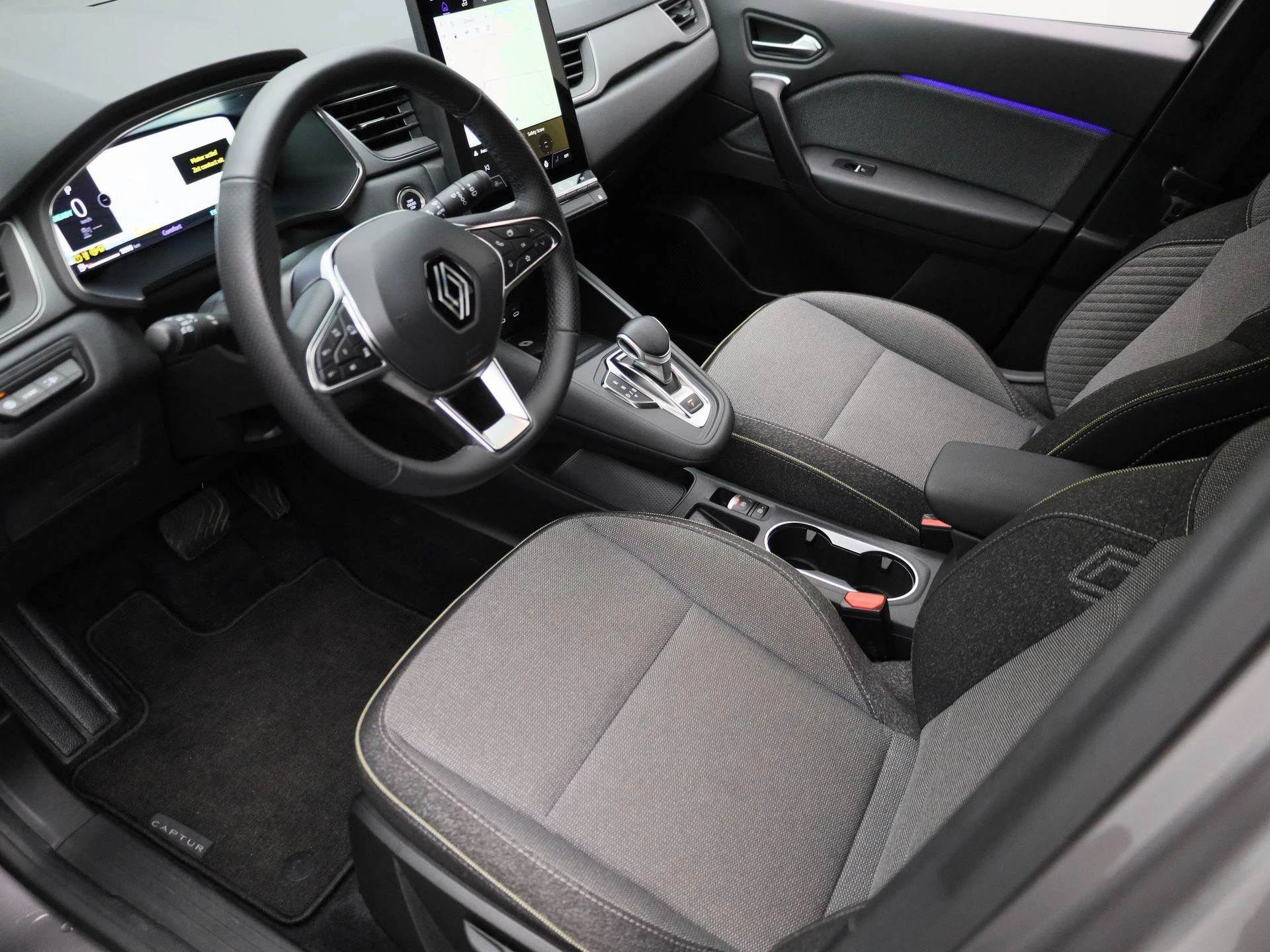 Renault-Captur-image-15