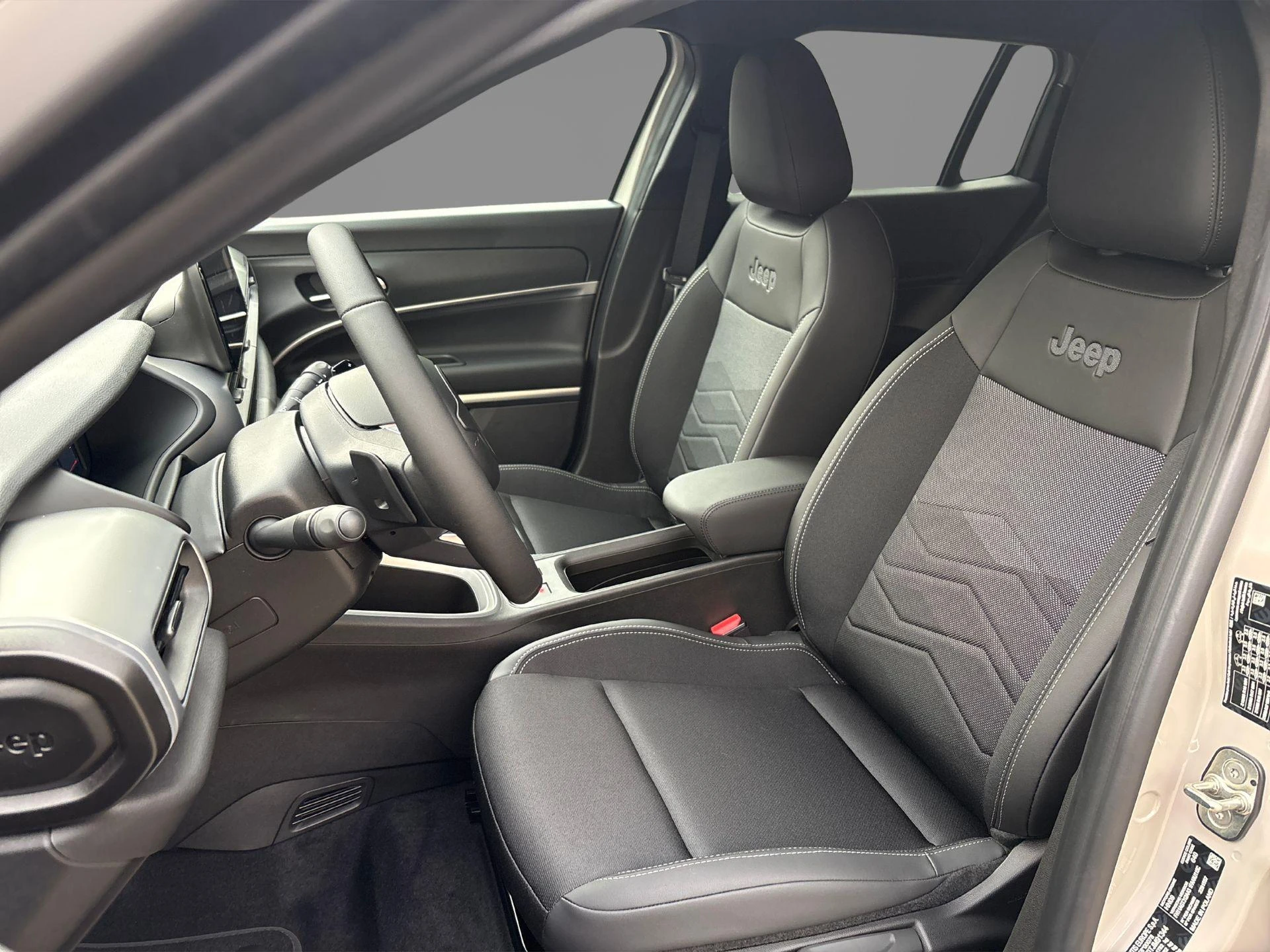 Jeep-Avenger-image-1