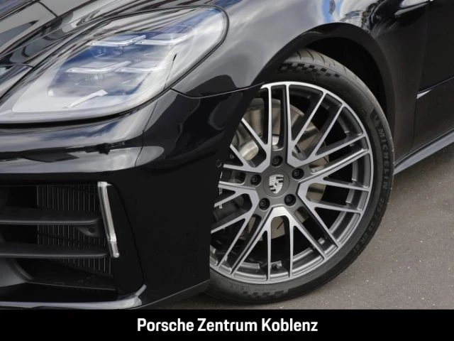 Porsche Panamera 4 E-Hybrid -