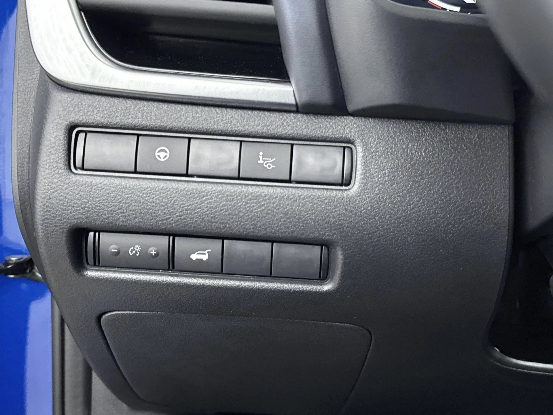 Nissan-QASHQAI-image-24
