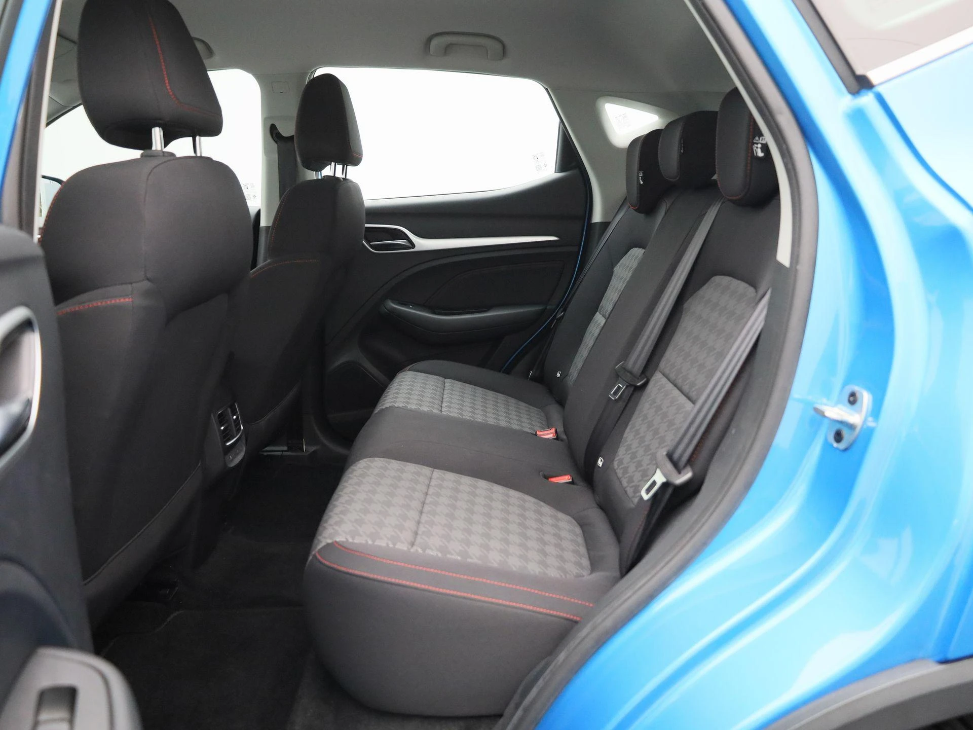 MG-ZS EV-image-11