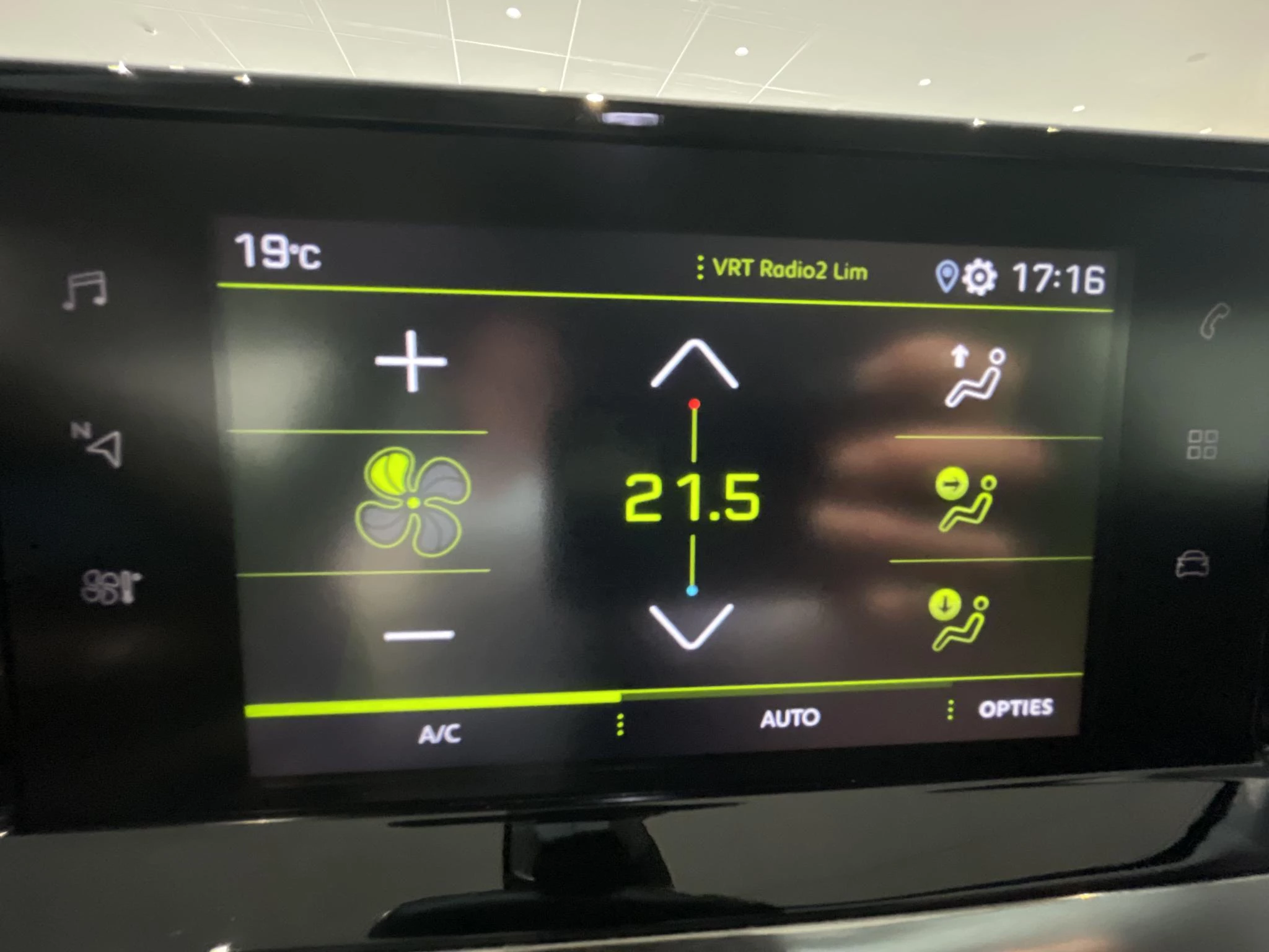 Peugeot 2008 1.2 Puretech 96kW S&S EAT8 Allure