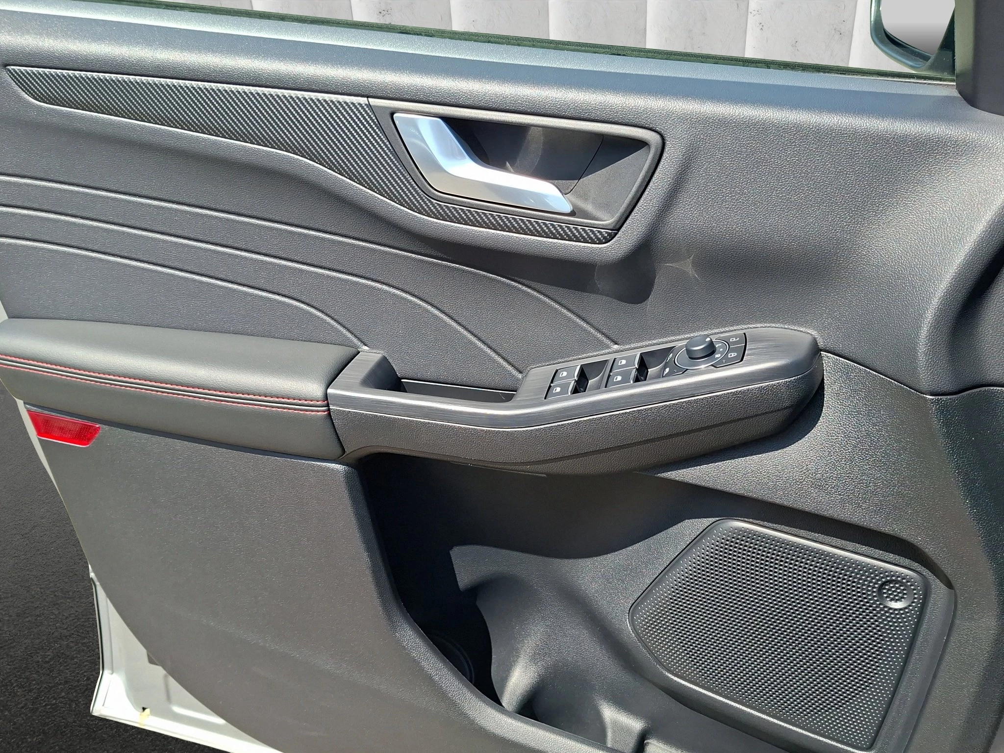 Ford Kuga ST-Line Aut.*PANO*KAM*LED-MATRIX*NAVI*GRA*WINTER-PKT.