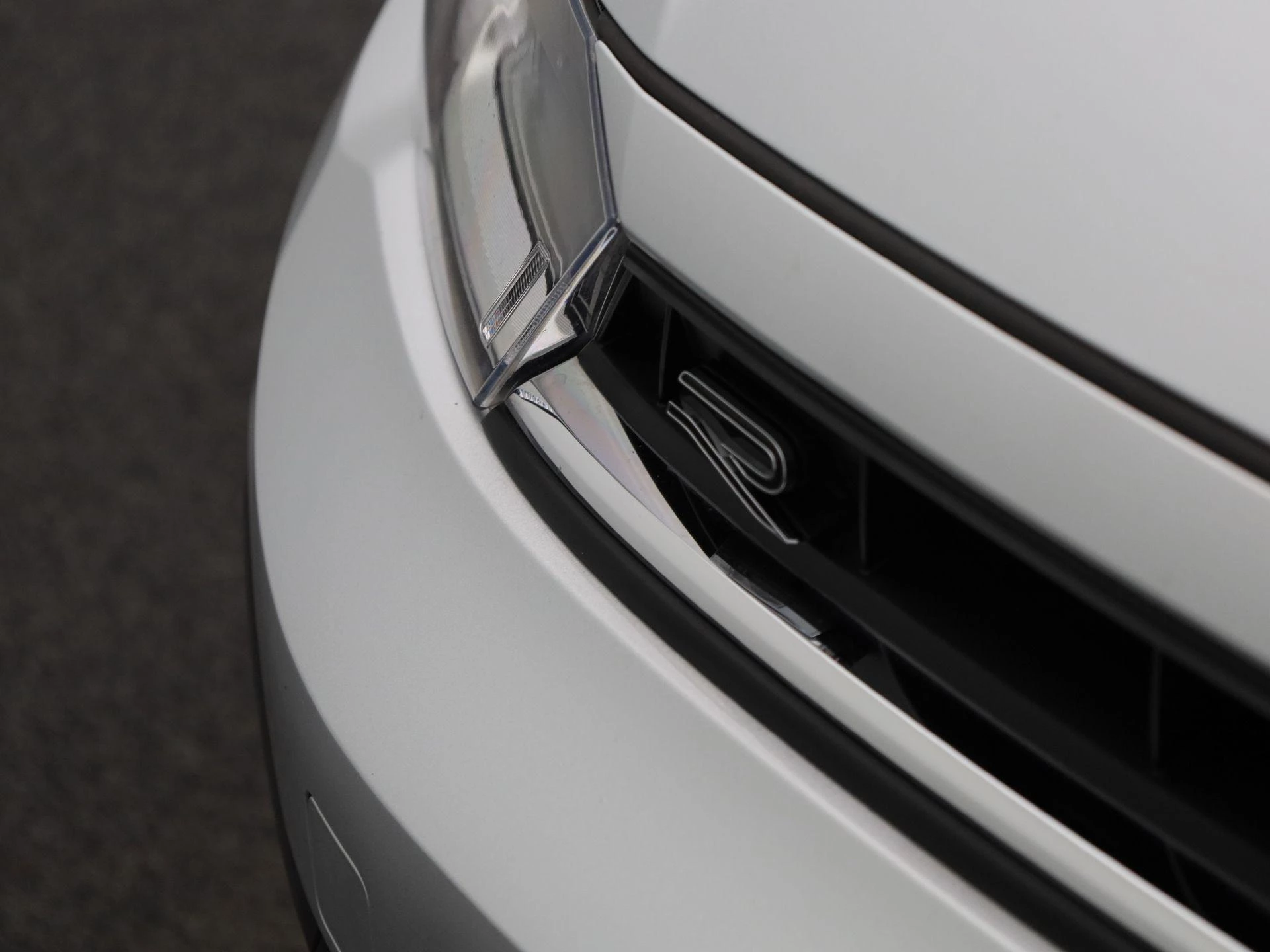 Volkswagen-Polo-image-34