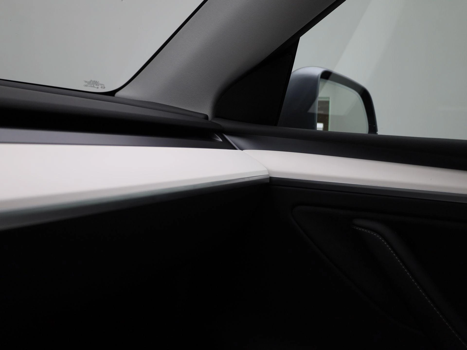 Tesla-Model Y-image-24
