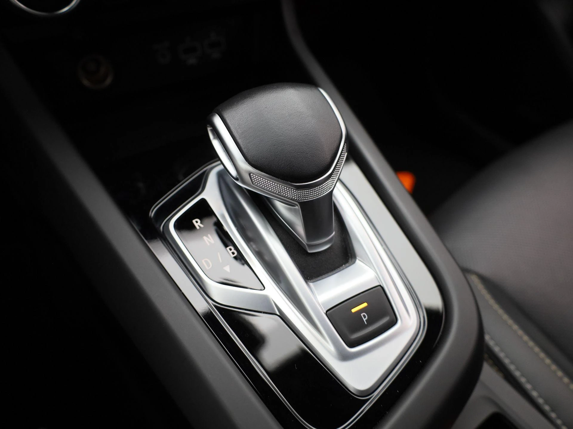 Renault-Arkana-image-27