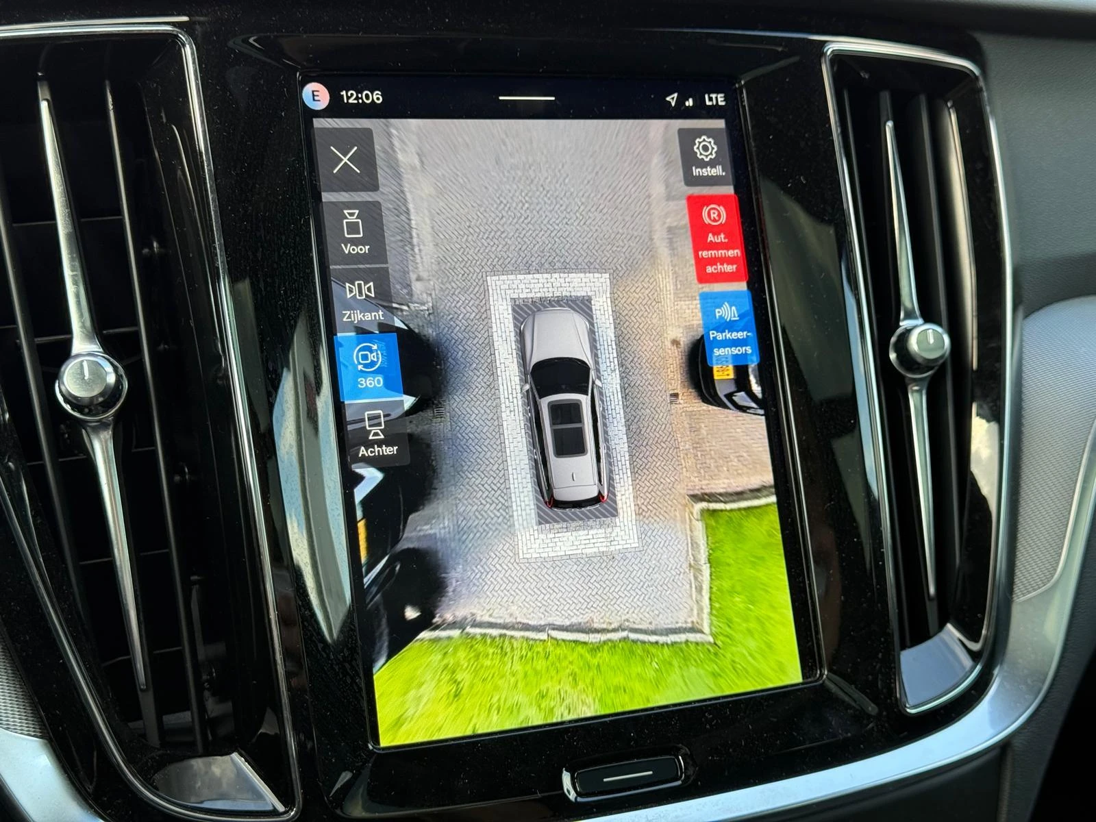 Volvo-V60-image-31