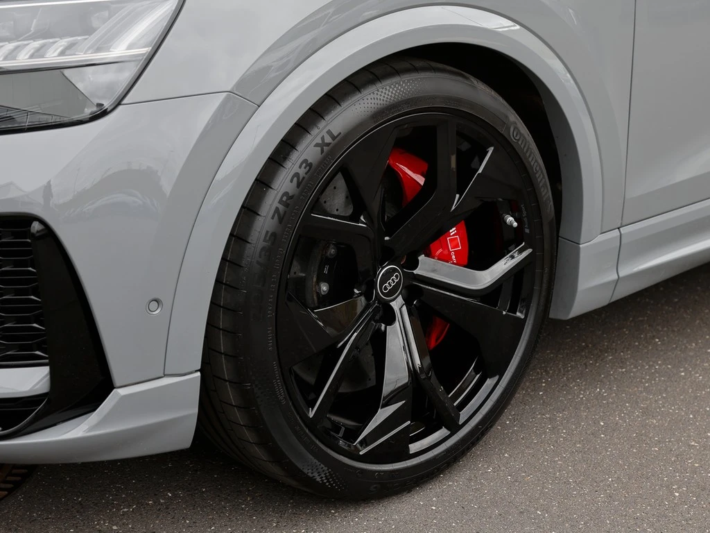 Audi-RSQ8-image-21
