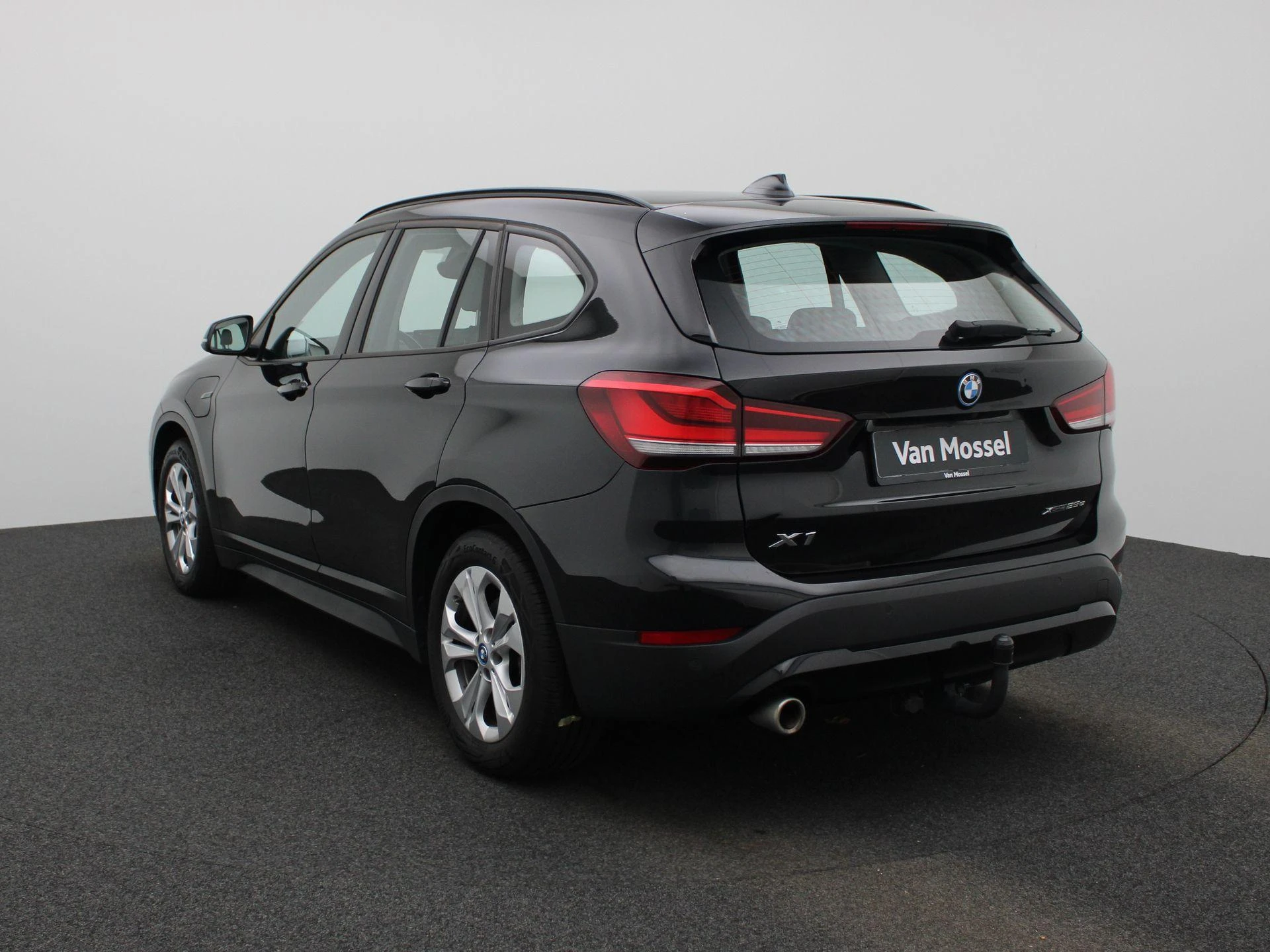 BMW-X1-image-1
