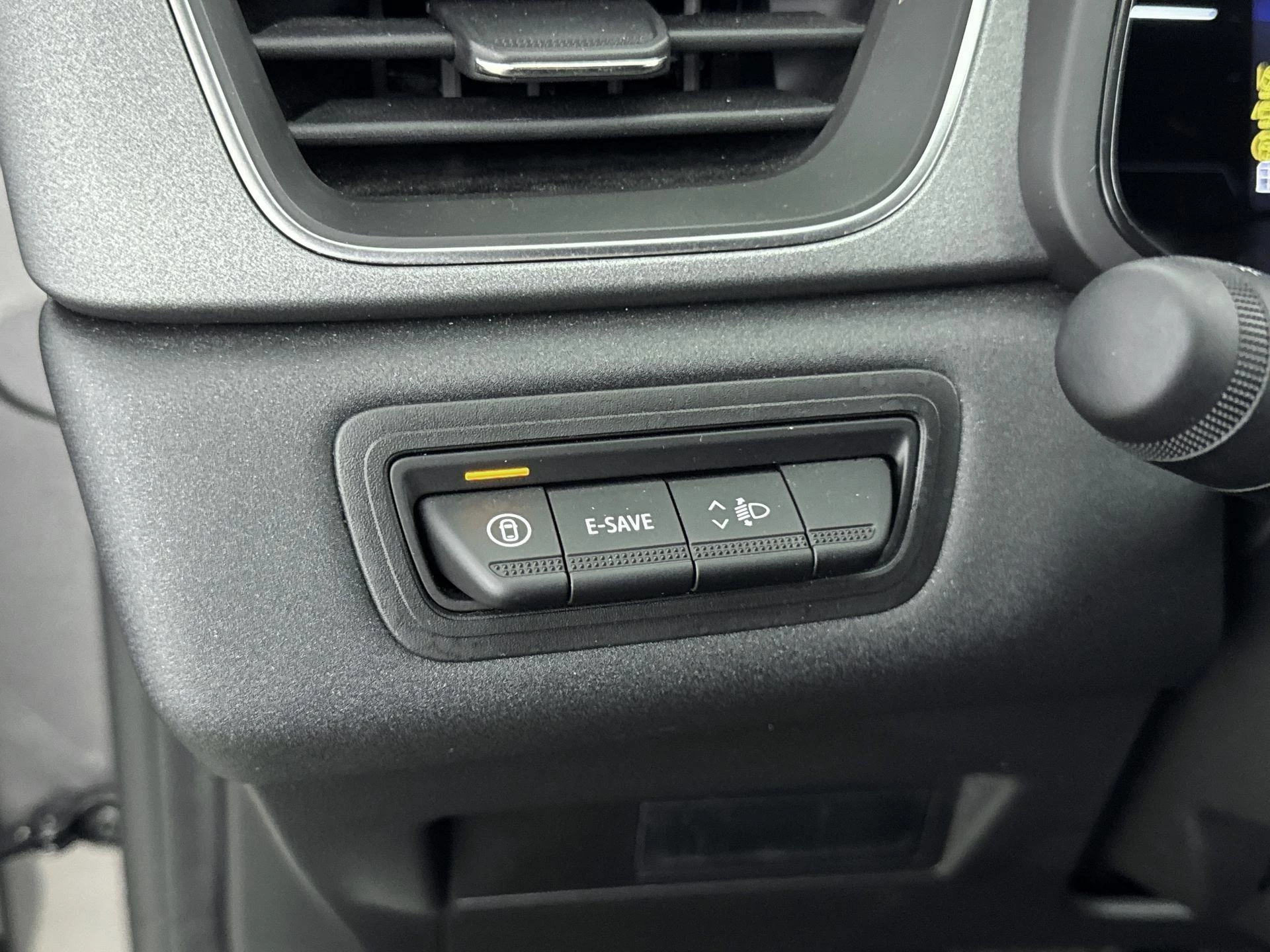 Renault-Captur-image-15