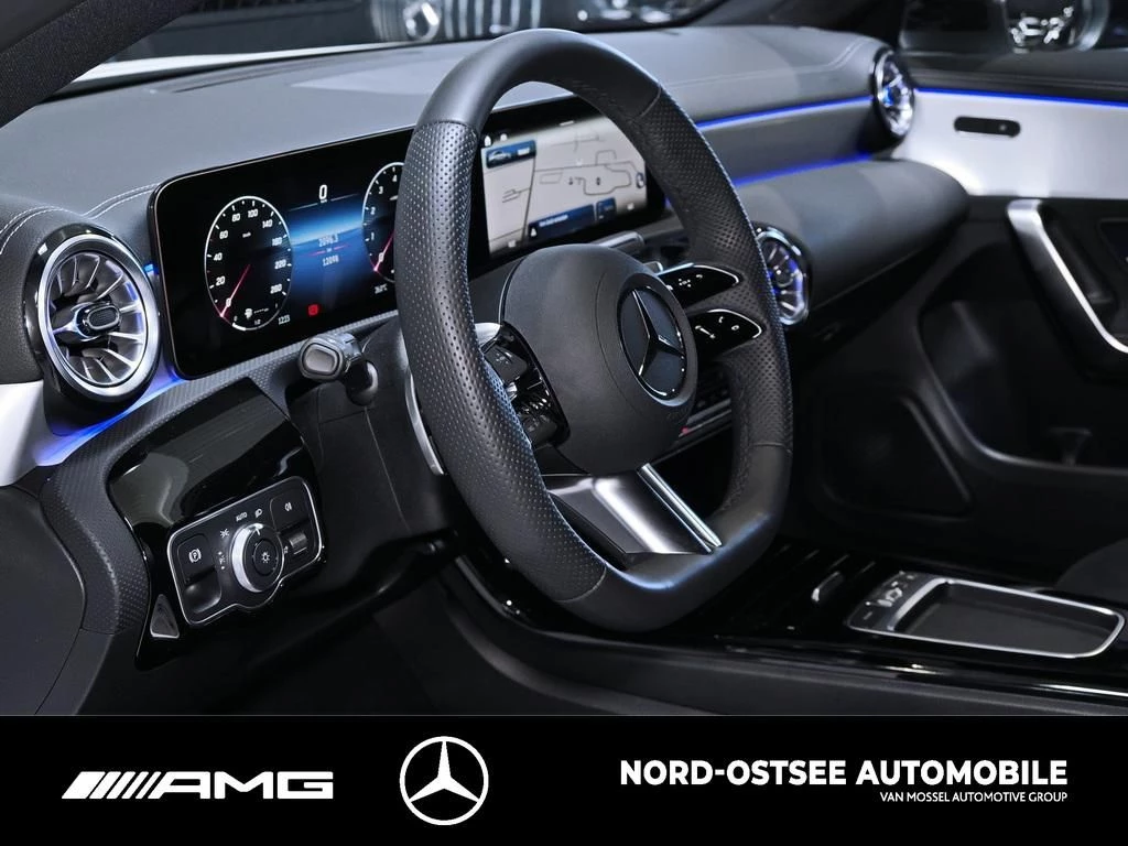 Mercedes-Benz CLA 200 AMG COUPÉ ADV.+ NIGHT MBUX SHZ AMG Line