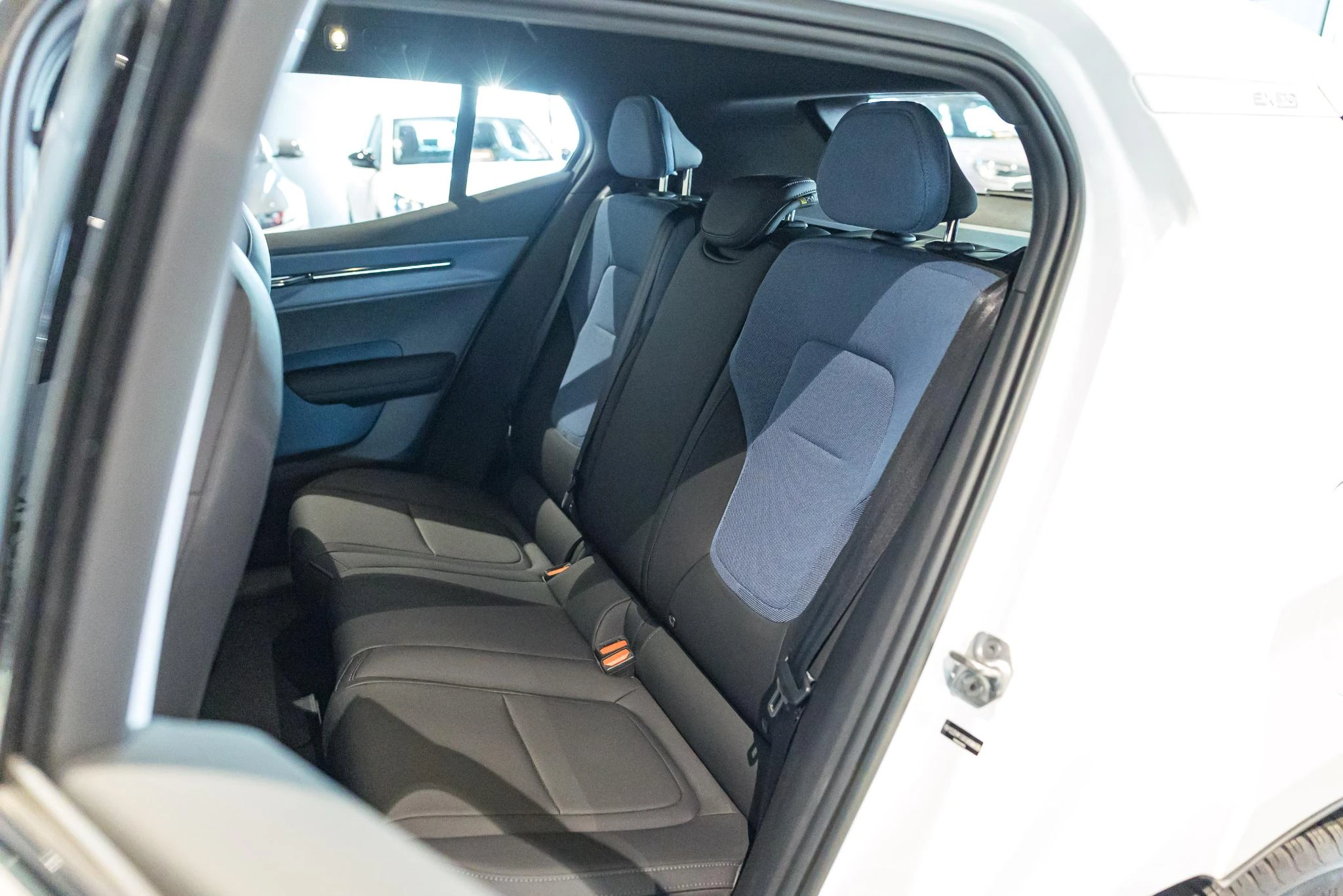 Volvo-EX30-image-15