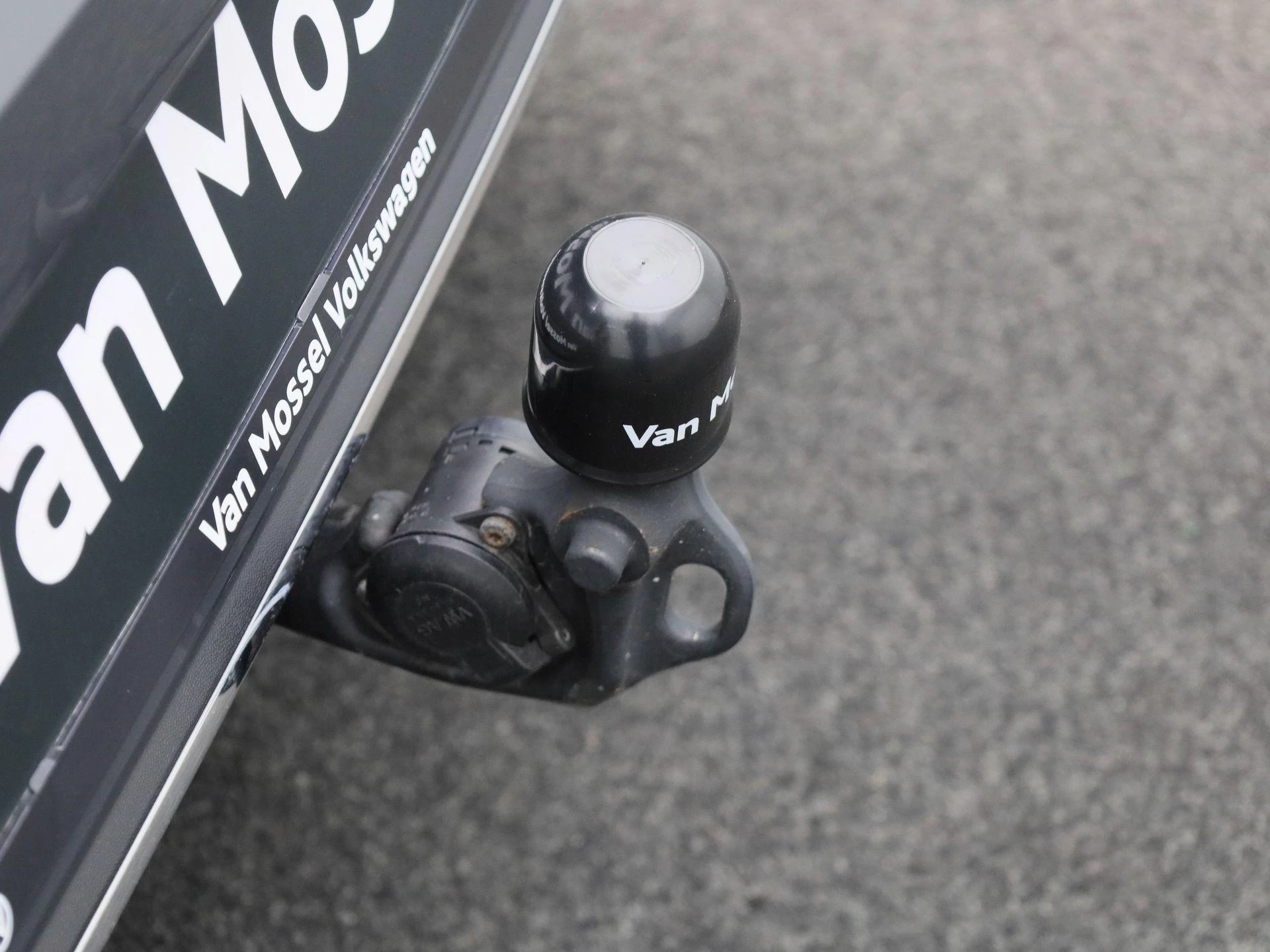 Volkswagen-Golf-image-12