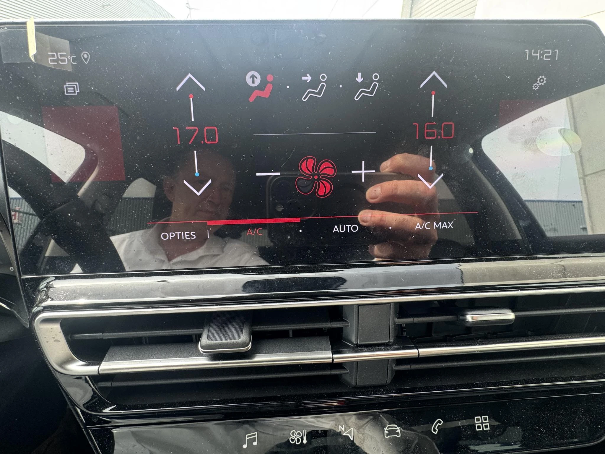 Citroën-C5 Aircross-image-19