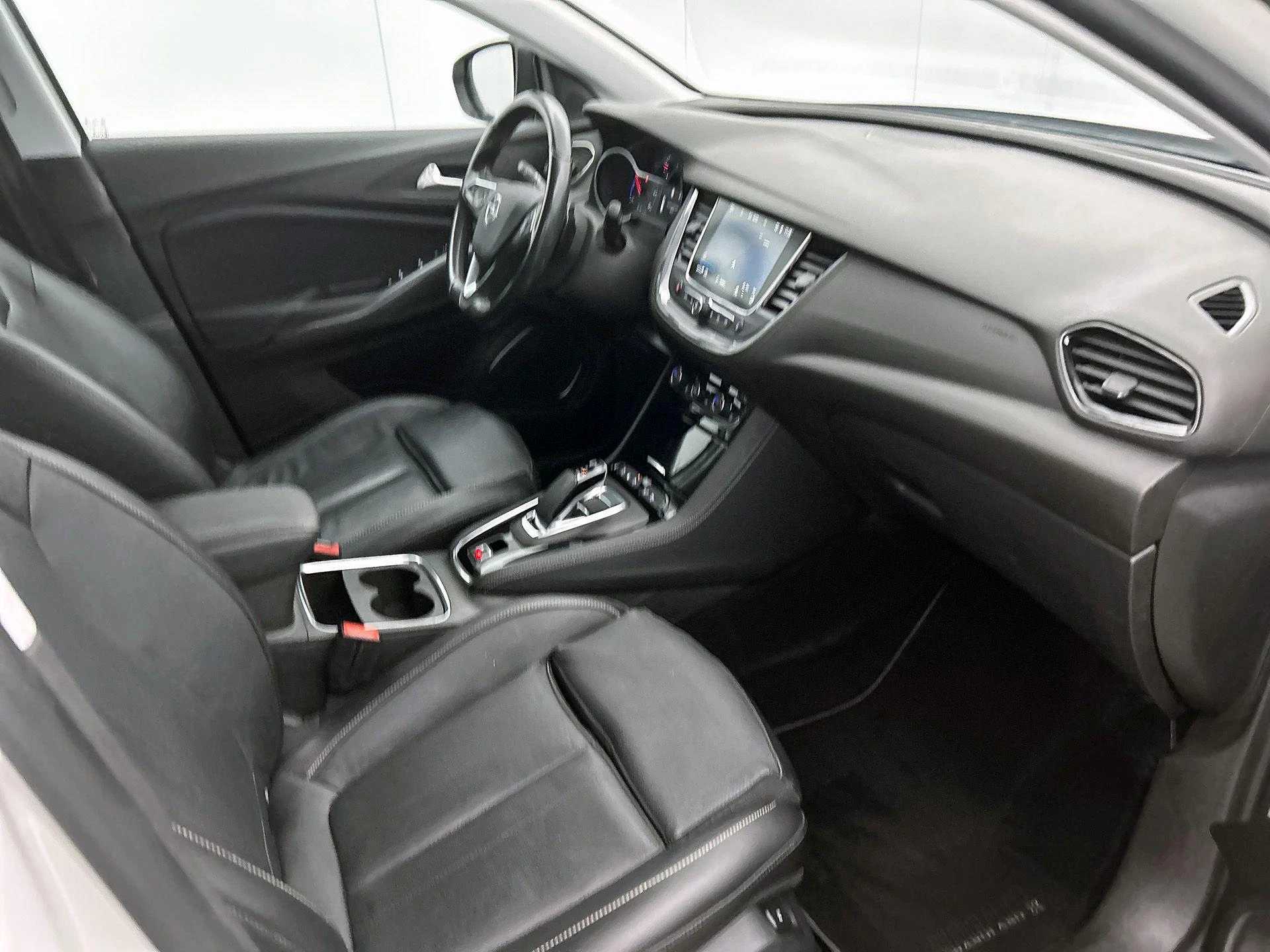 Opel-Grandland X-image-21