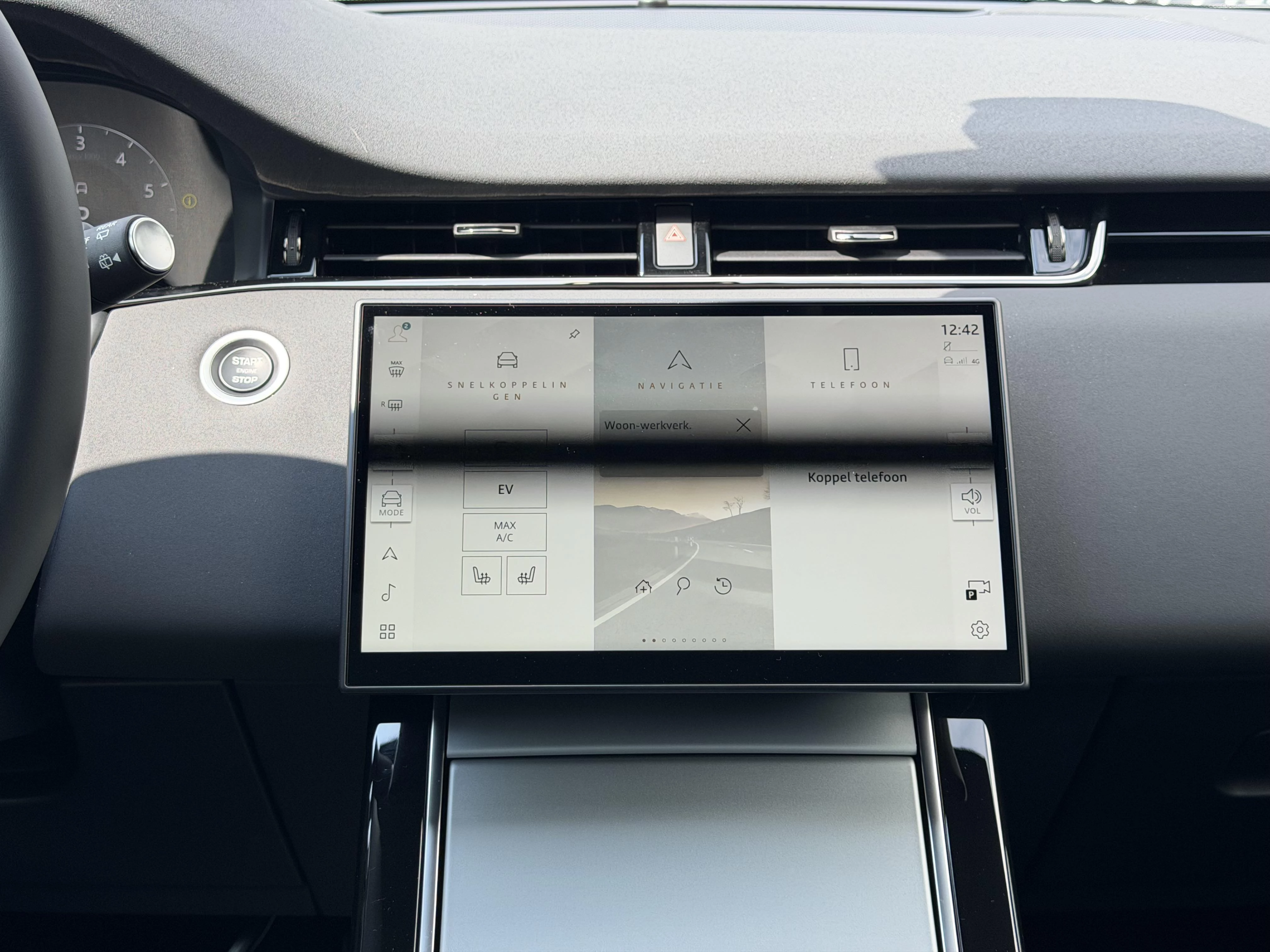 Land Rover Range Rover Evoque P300e S AWD Auto. 24MY