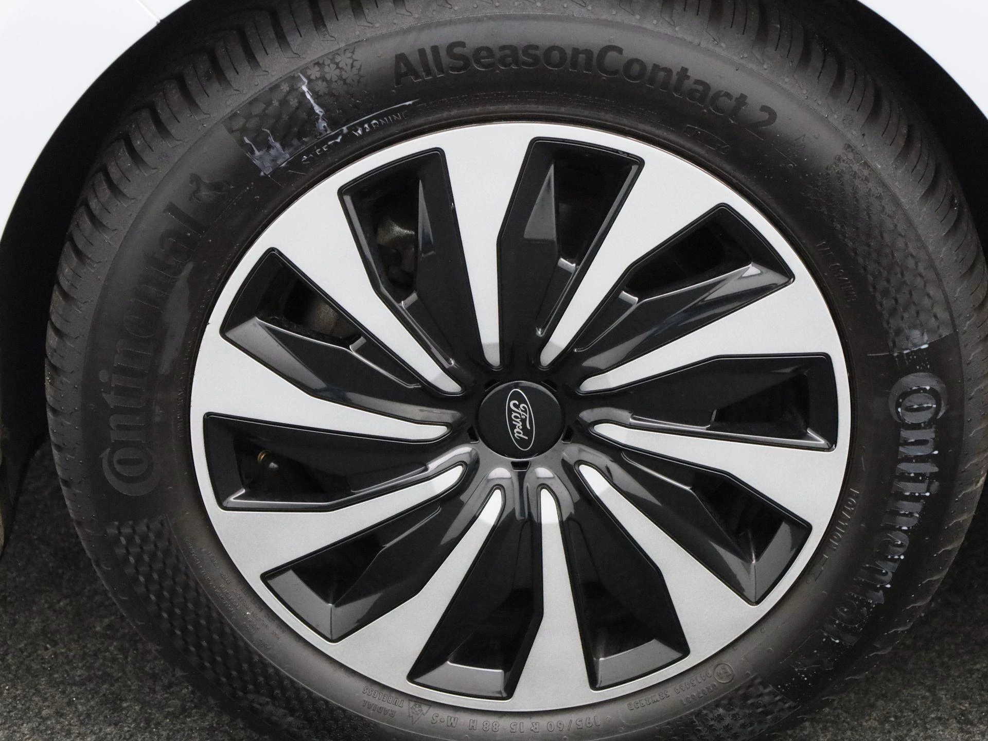 Ford Fiesta 1.0 EcoBoost Hybrid Titanium