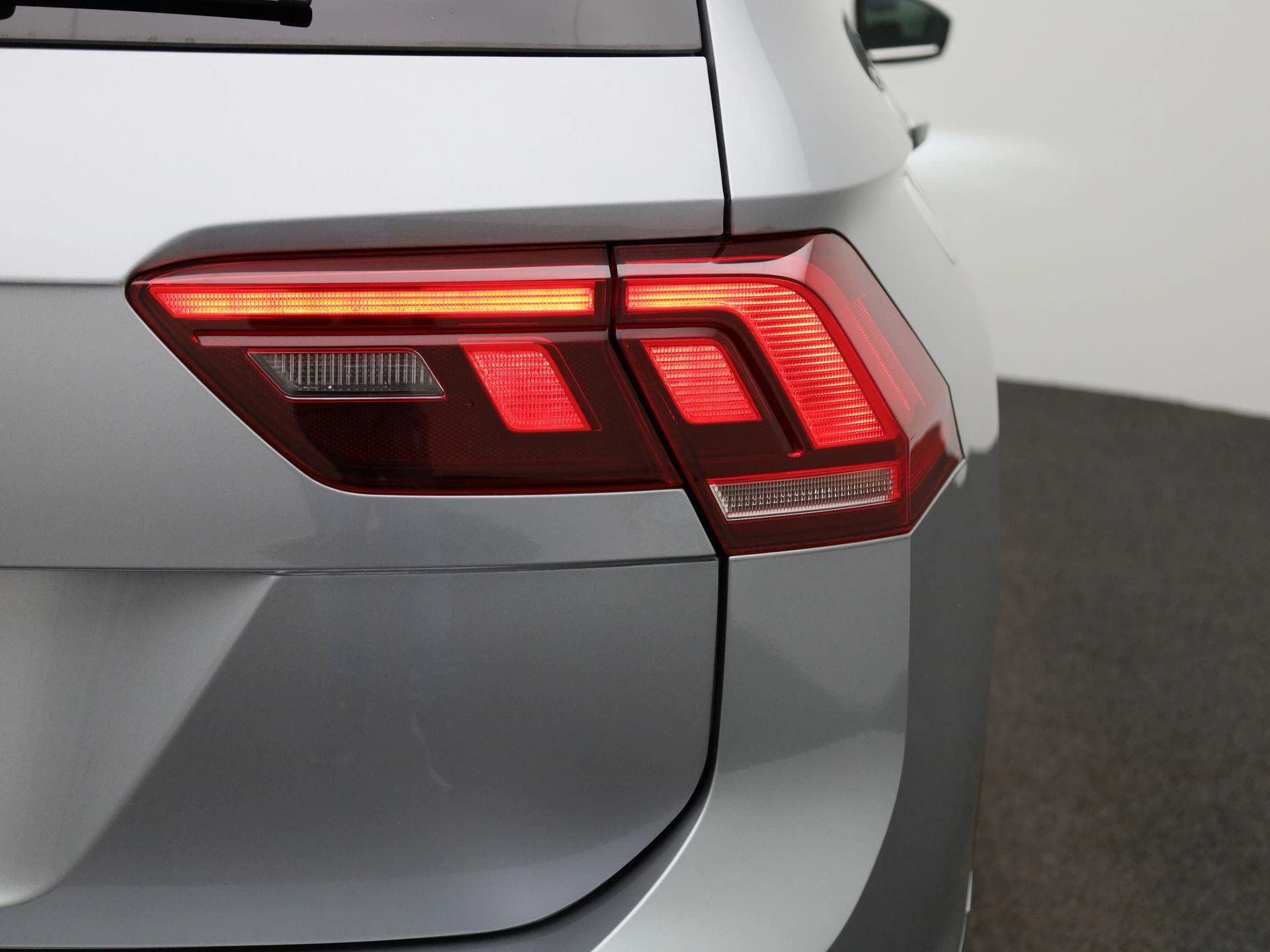 Volkswagen-Tiguan Allspace-image-45