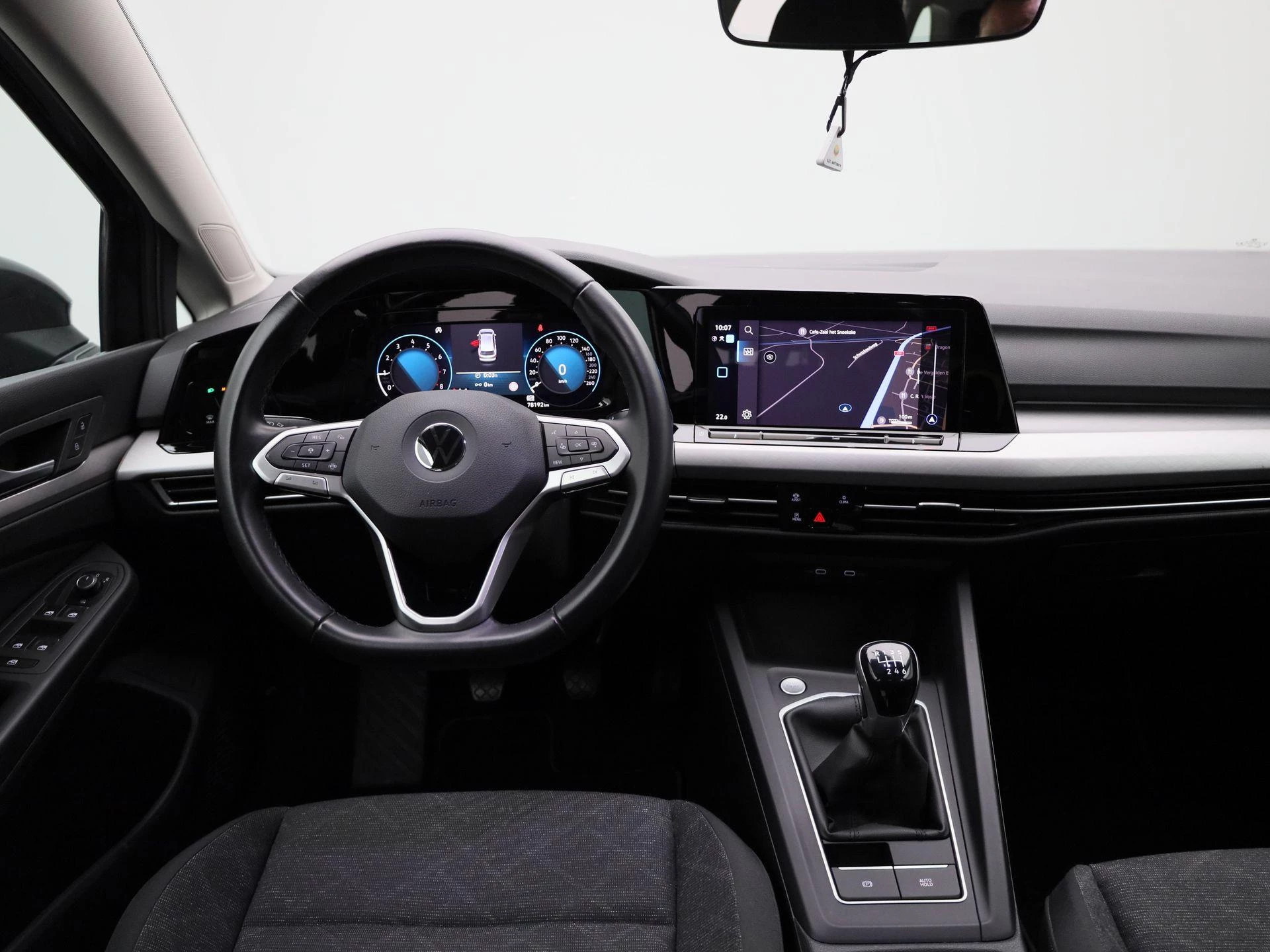 Volkswagen-Golf-image-6