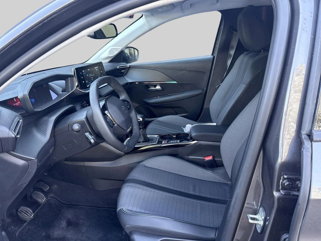Peugeot-208-image-7