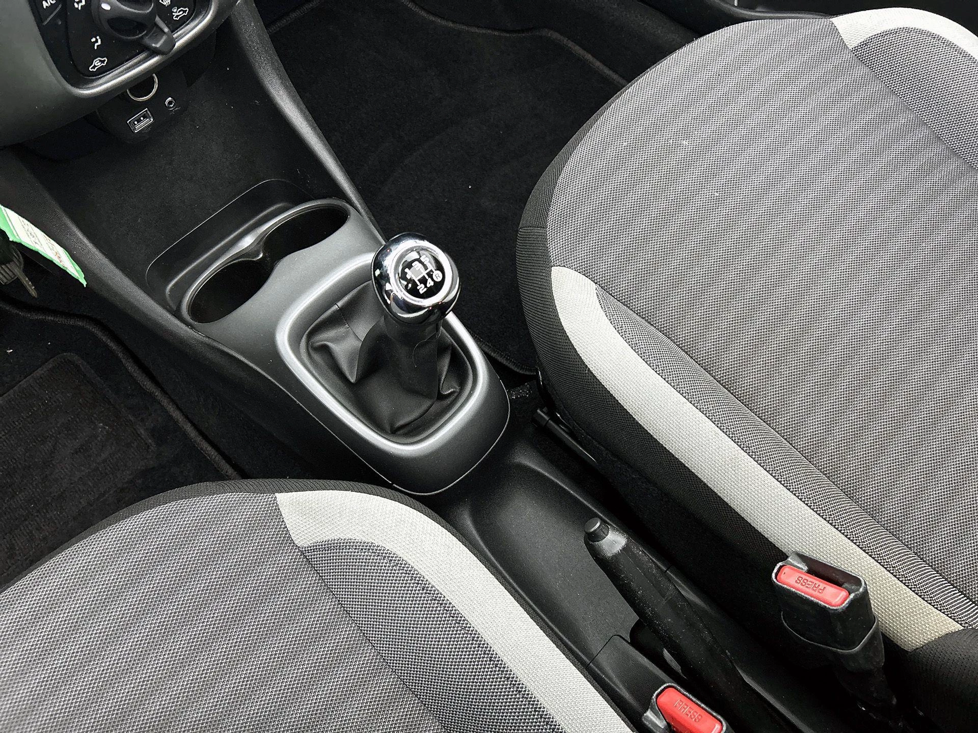 Toyota-Aygo-image-25