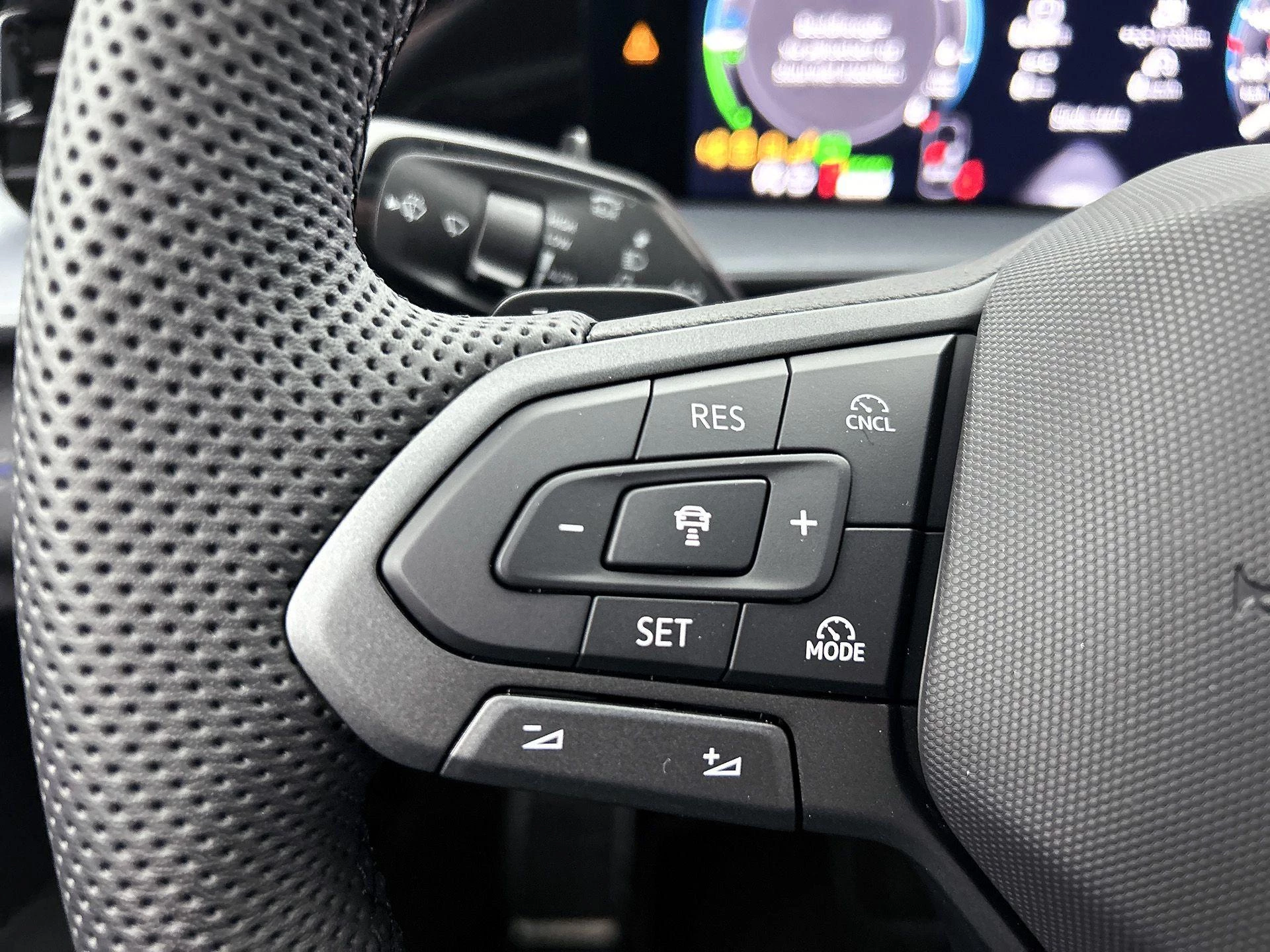 Volkswagen Tayron 1.5 eHybrid R-Line Edition