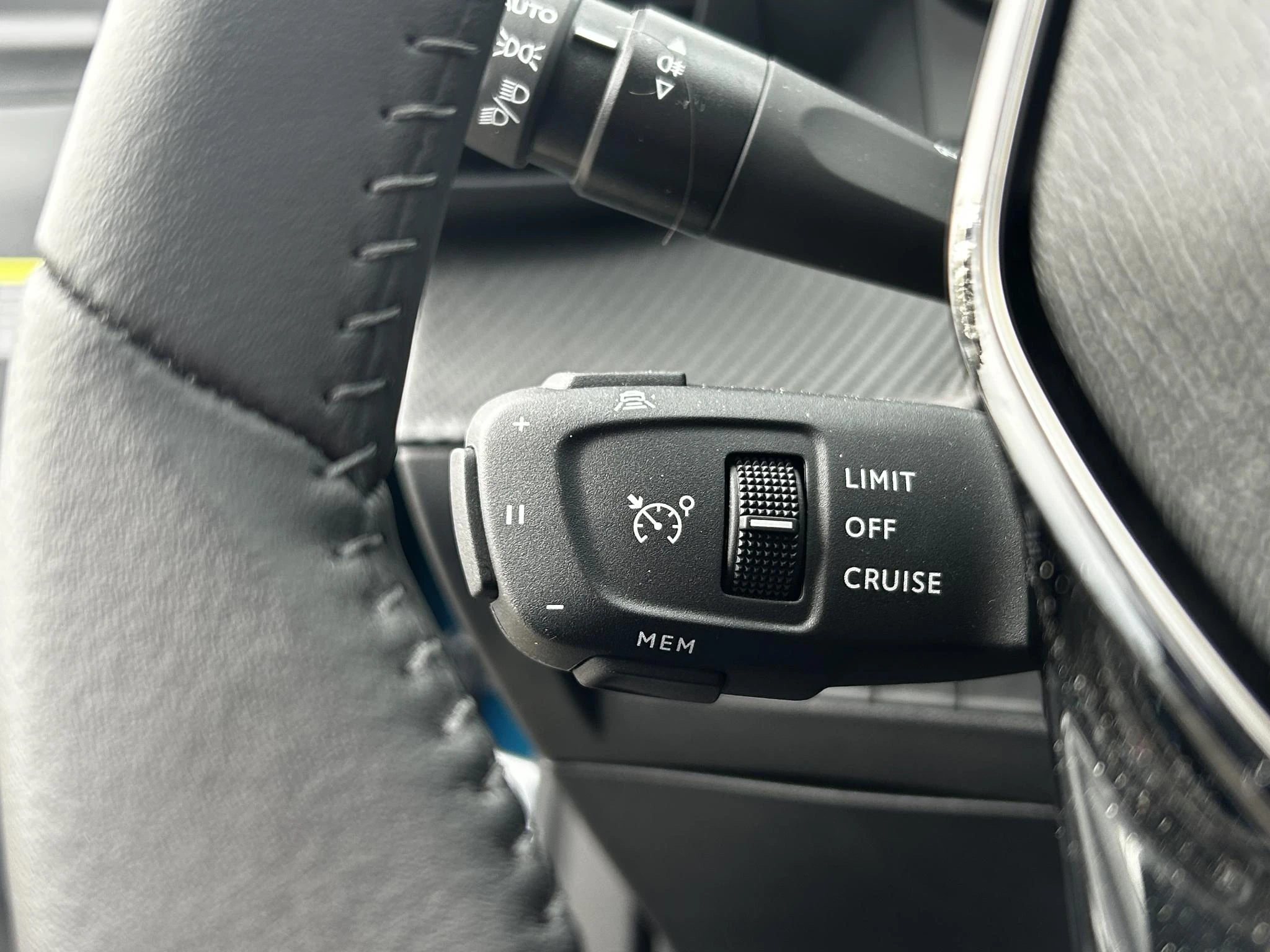 Peugeot-2008-image-14